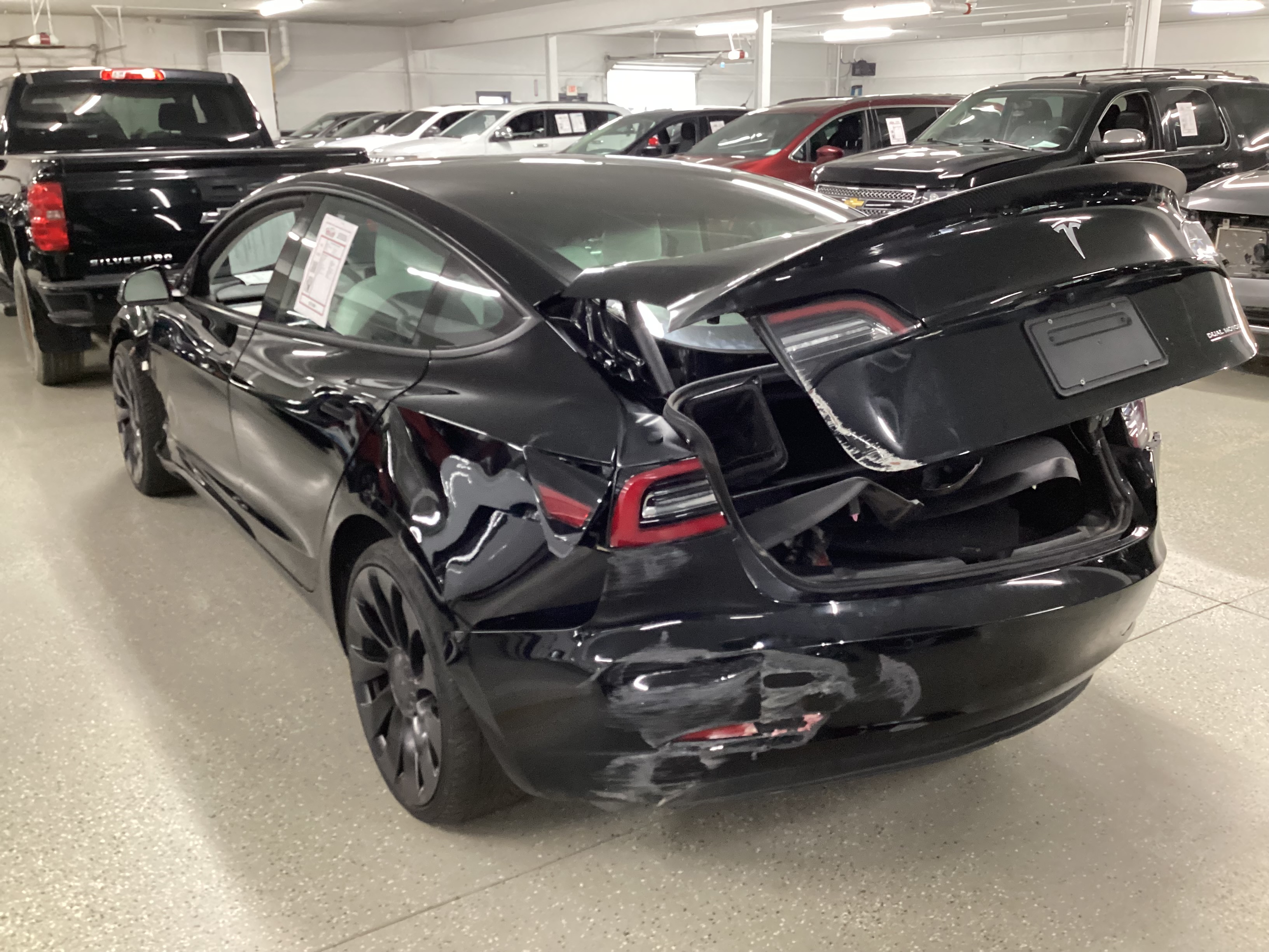 2022 TESLA Model 3 Performance AWD - Image 2