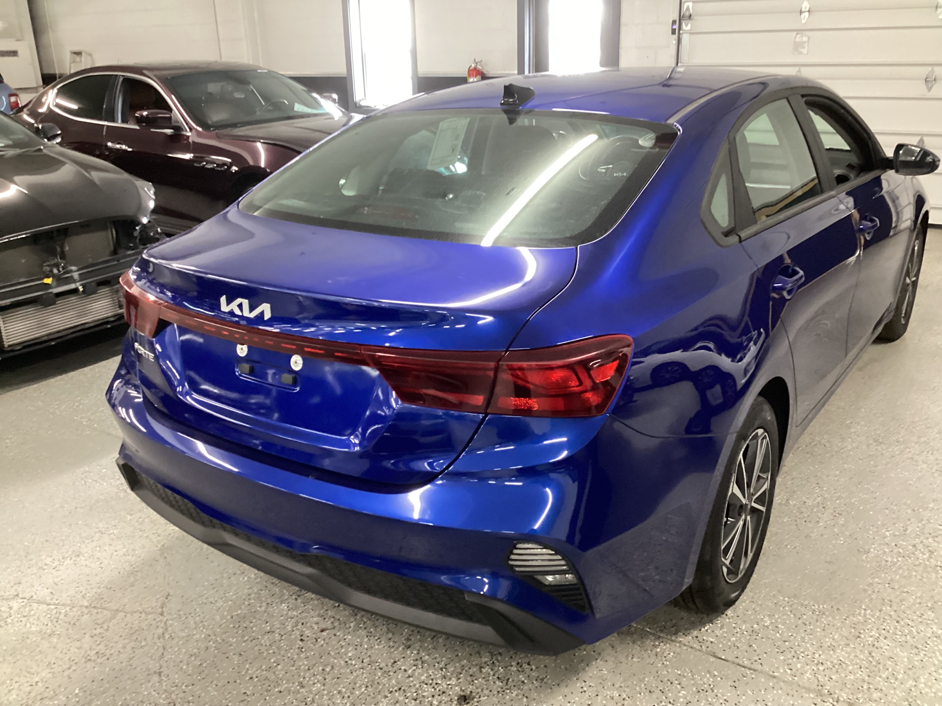 2022 KIA Forte LXS - Image 3