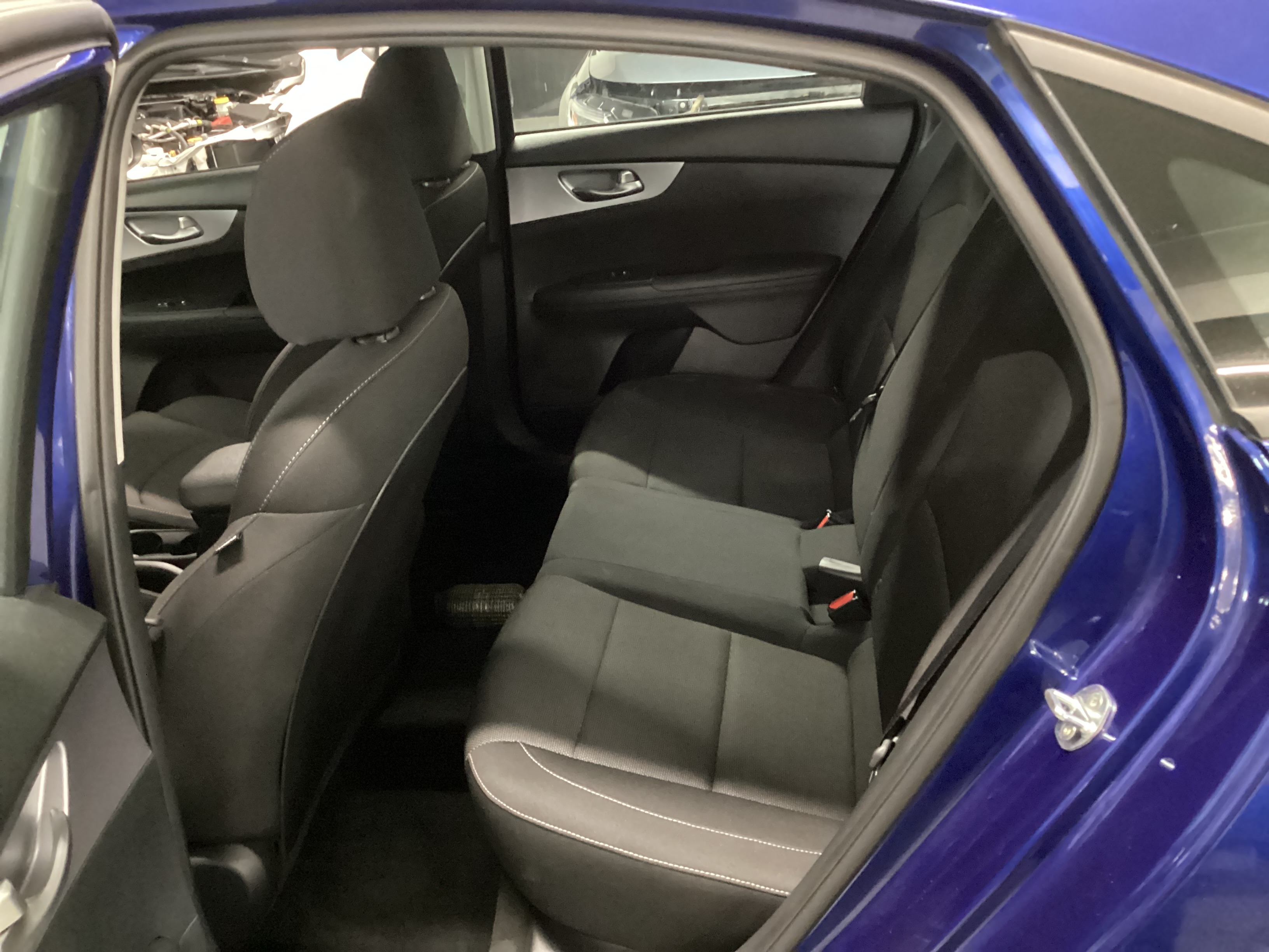 2022 KIA Forte LXS - Image 6