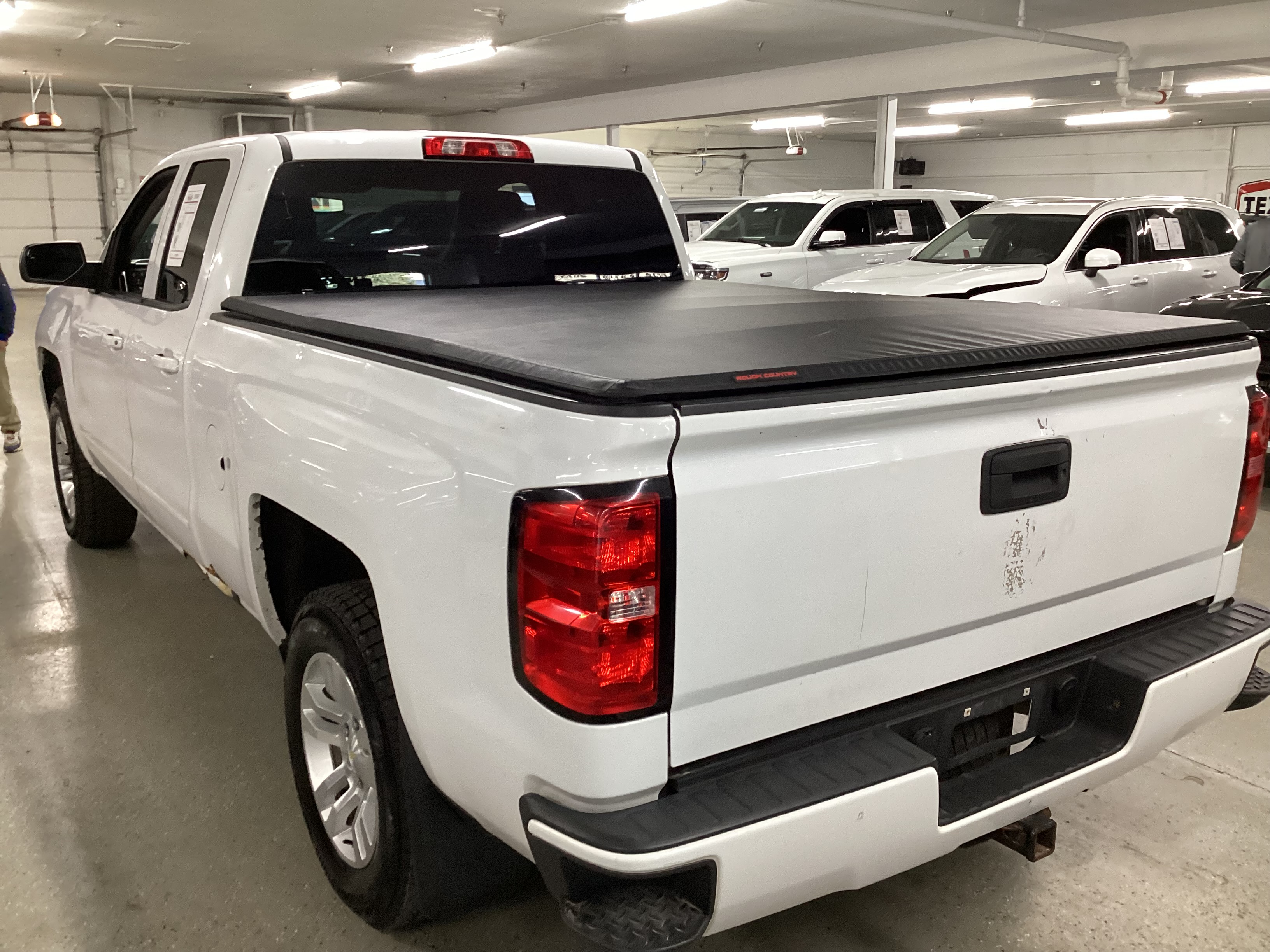 2017 CHEVROLET Silverado 1500 4WD Double Cab LT - Image 2