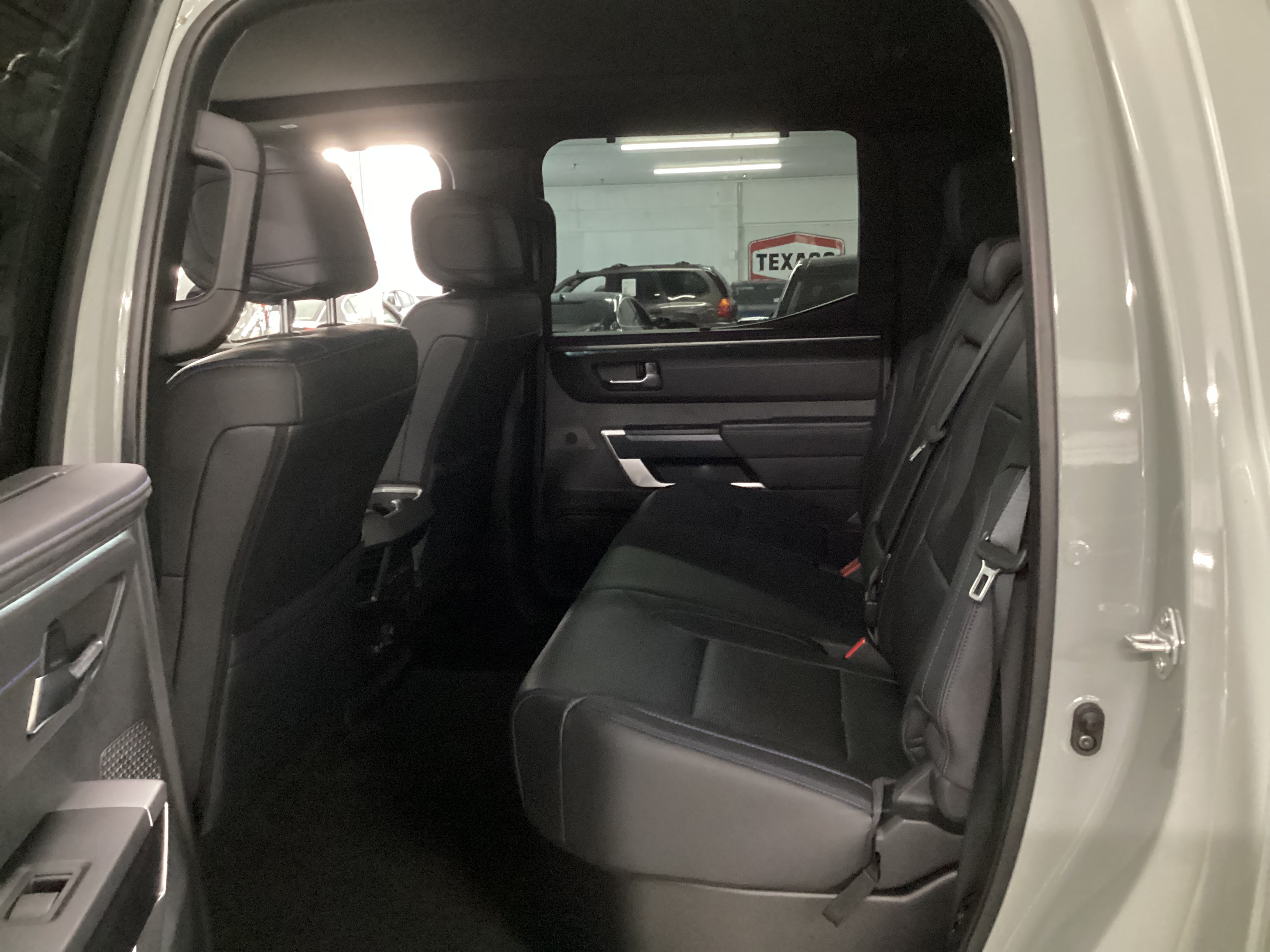 2025 TOYOTA Tundra Platinum CrewMax 4WD - Image 6