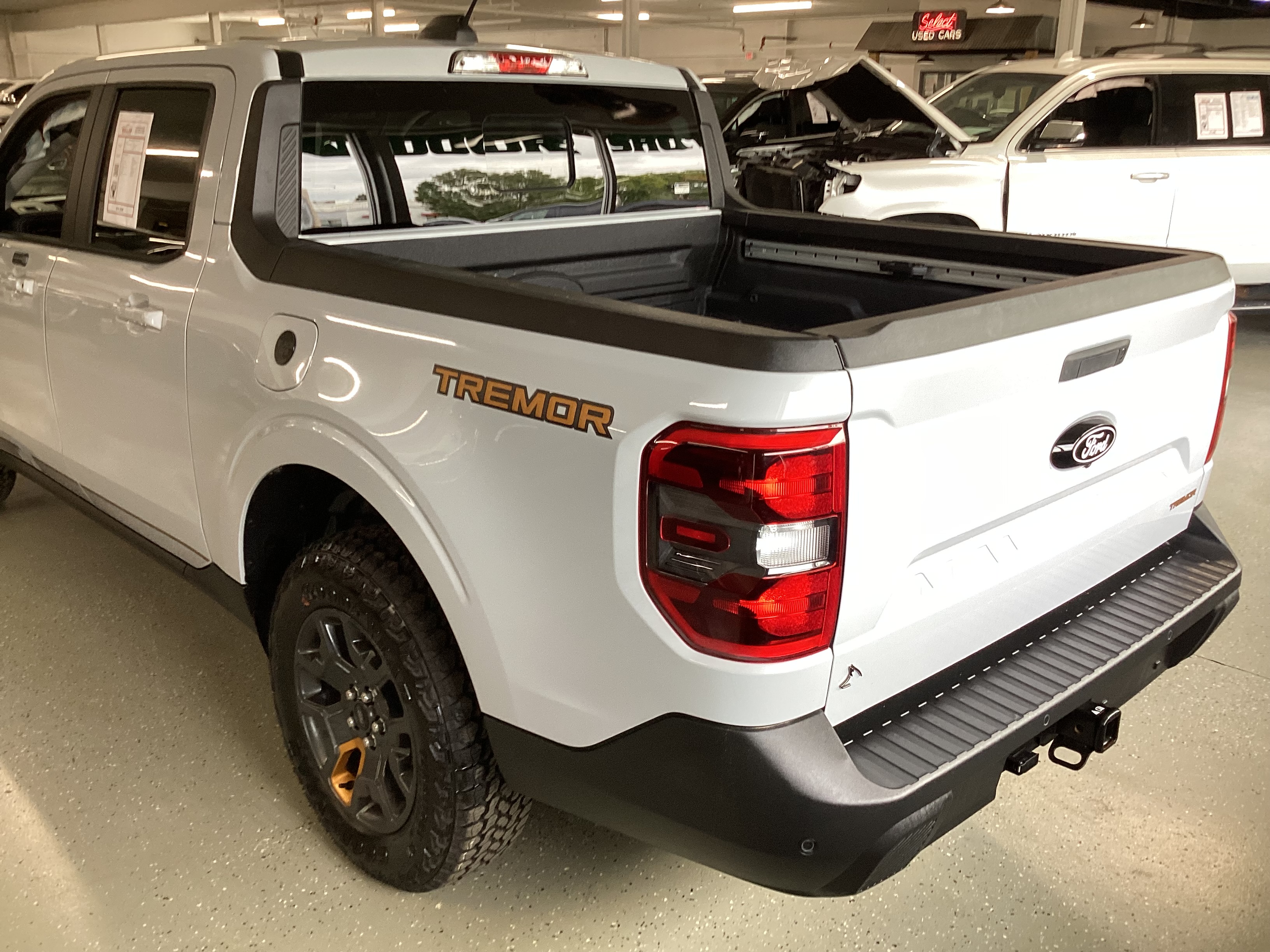 2025 FORD Maverick Tremor AWD - Image 2