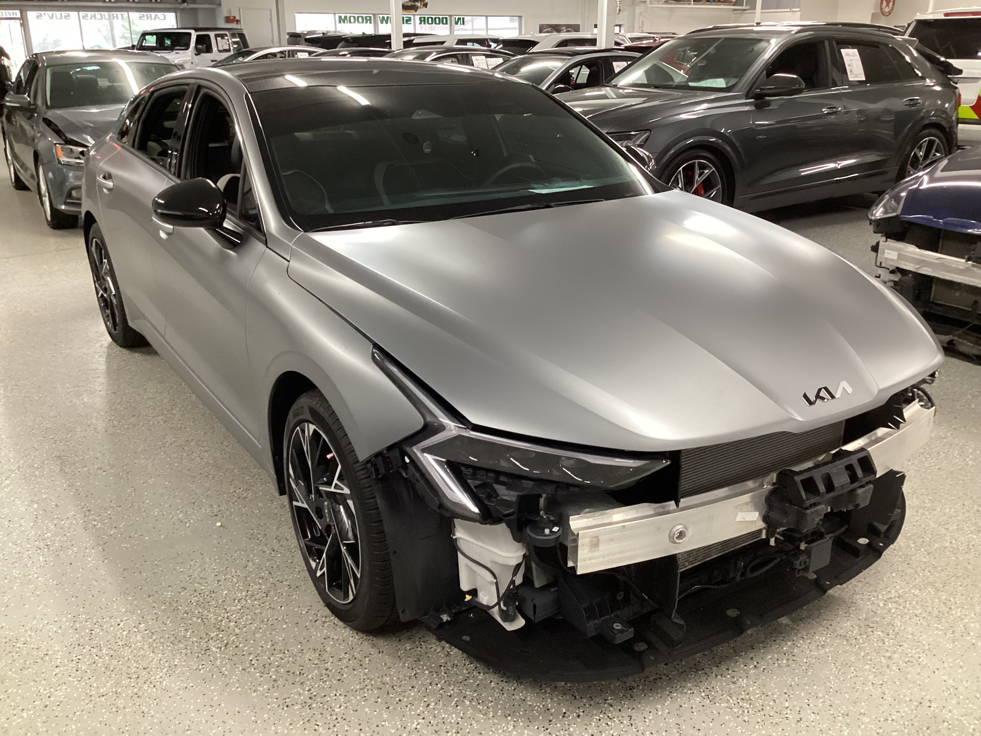 2025 KIA K5 GT-Line - Image 4