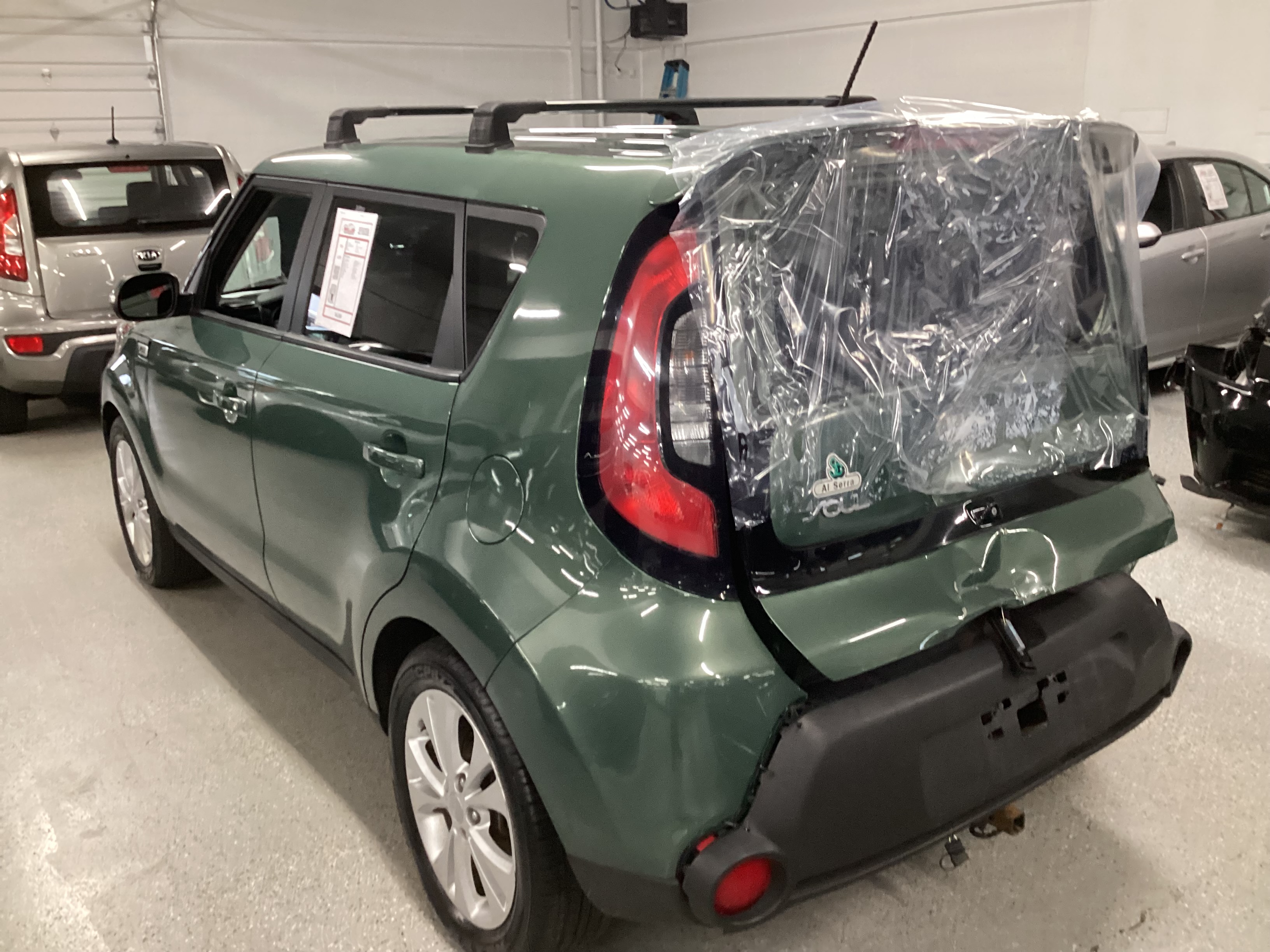 2014 KIA Soul + - Image 2