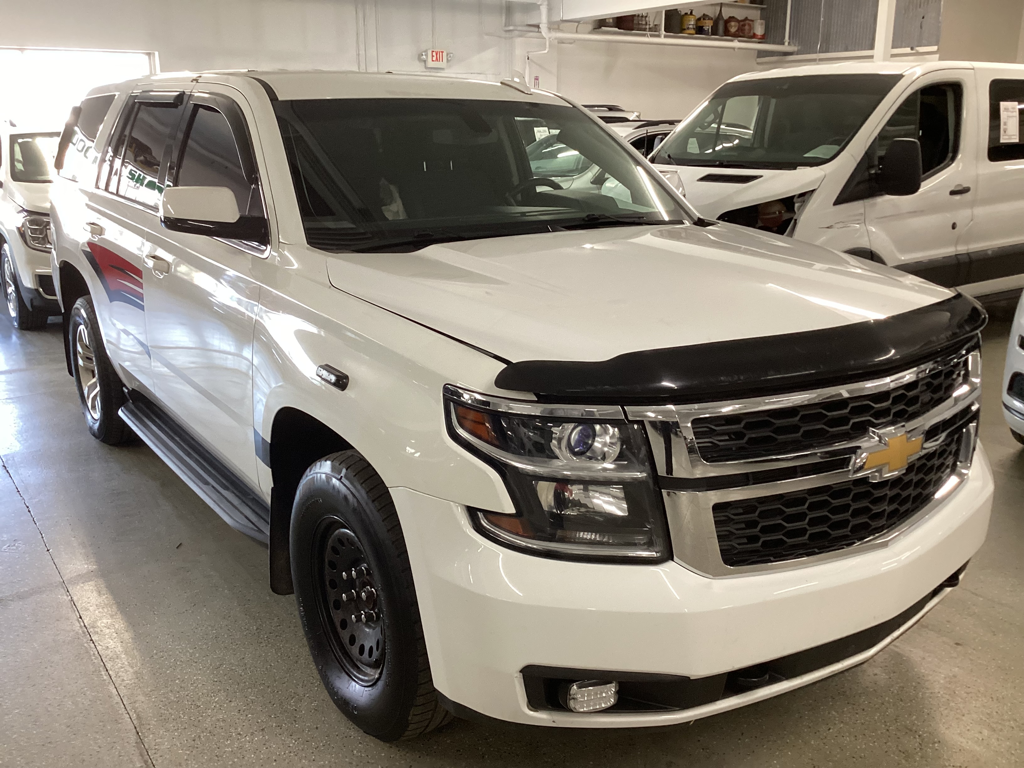 2016 CHEVROLET Tahoe 4WD Fire Dept. - Image 4