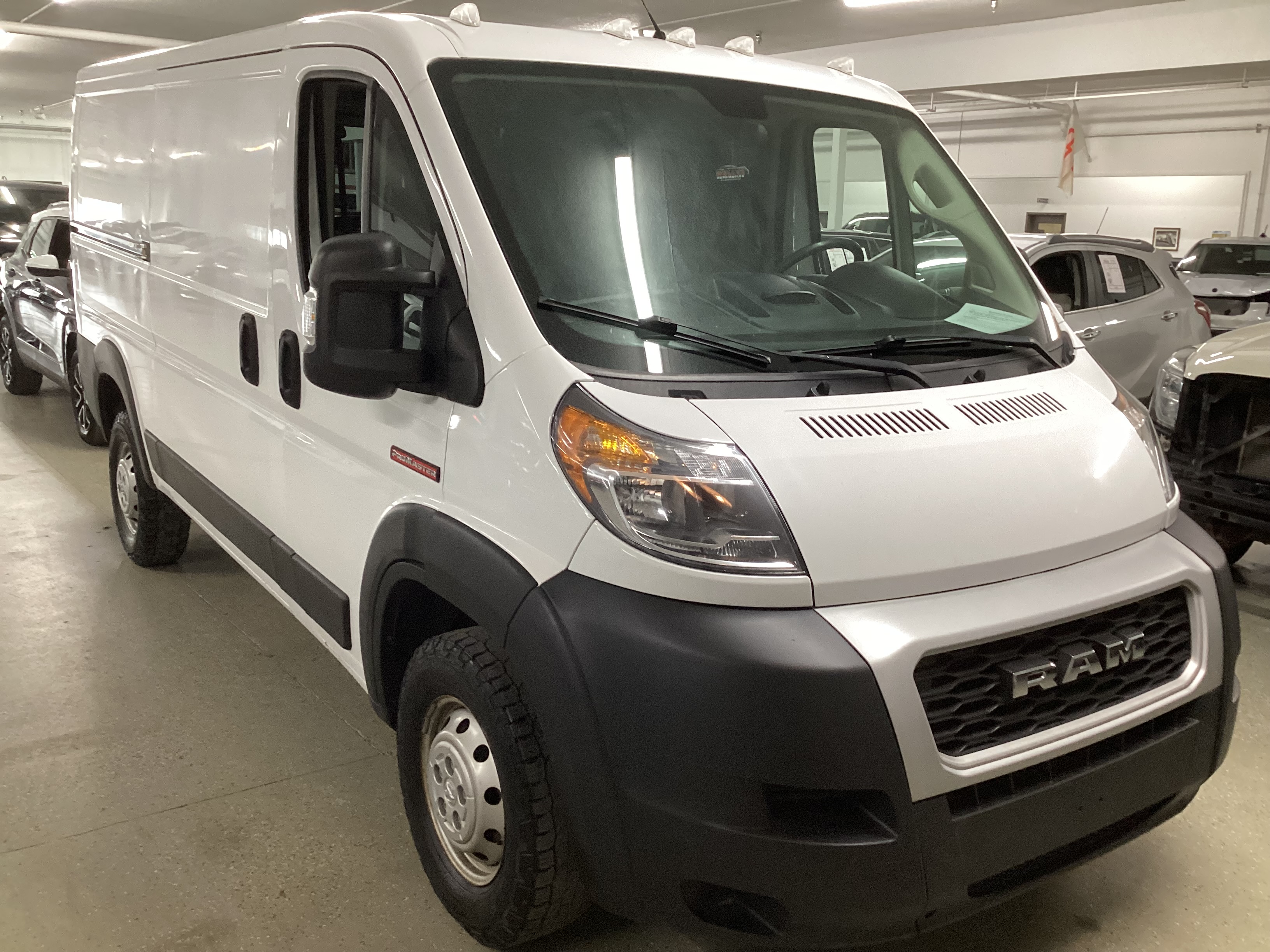 2019 RAM ProMaster 1500 Low Roof Work Van - Image 4