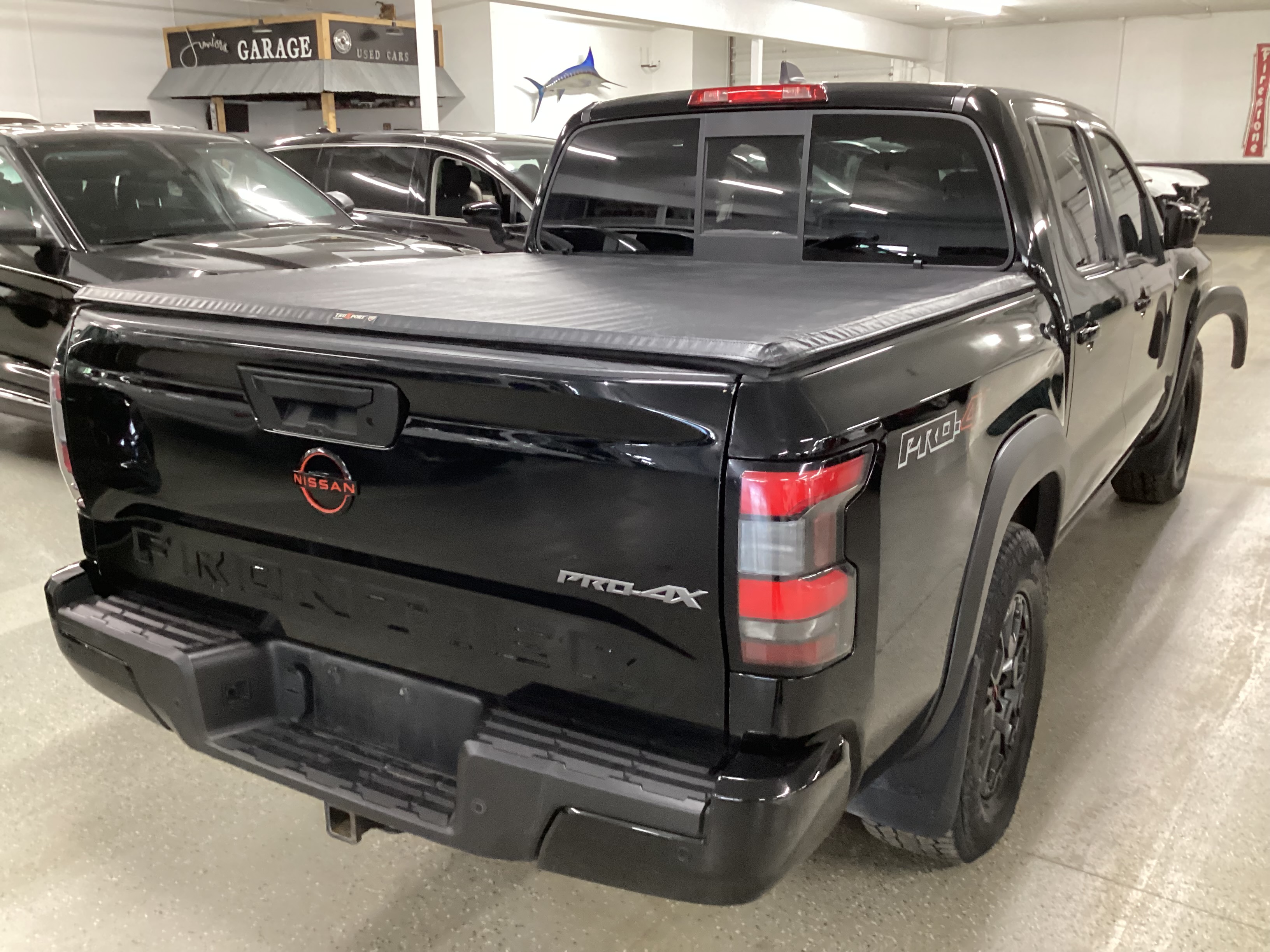 2022 NISSAN Frontier Crew Cab 4WD PRO-4X - Image 3