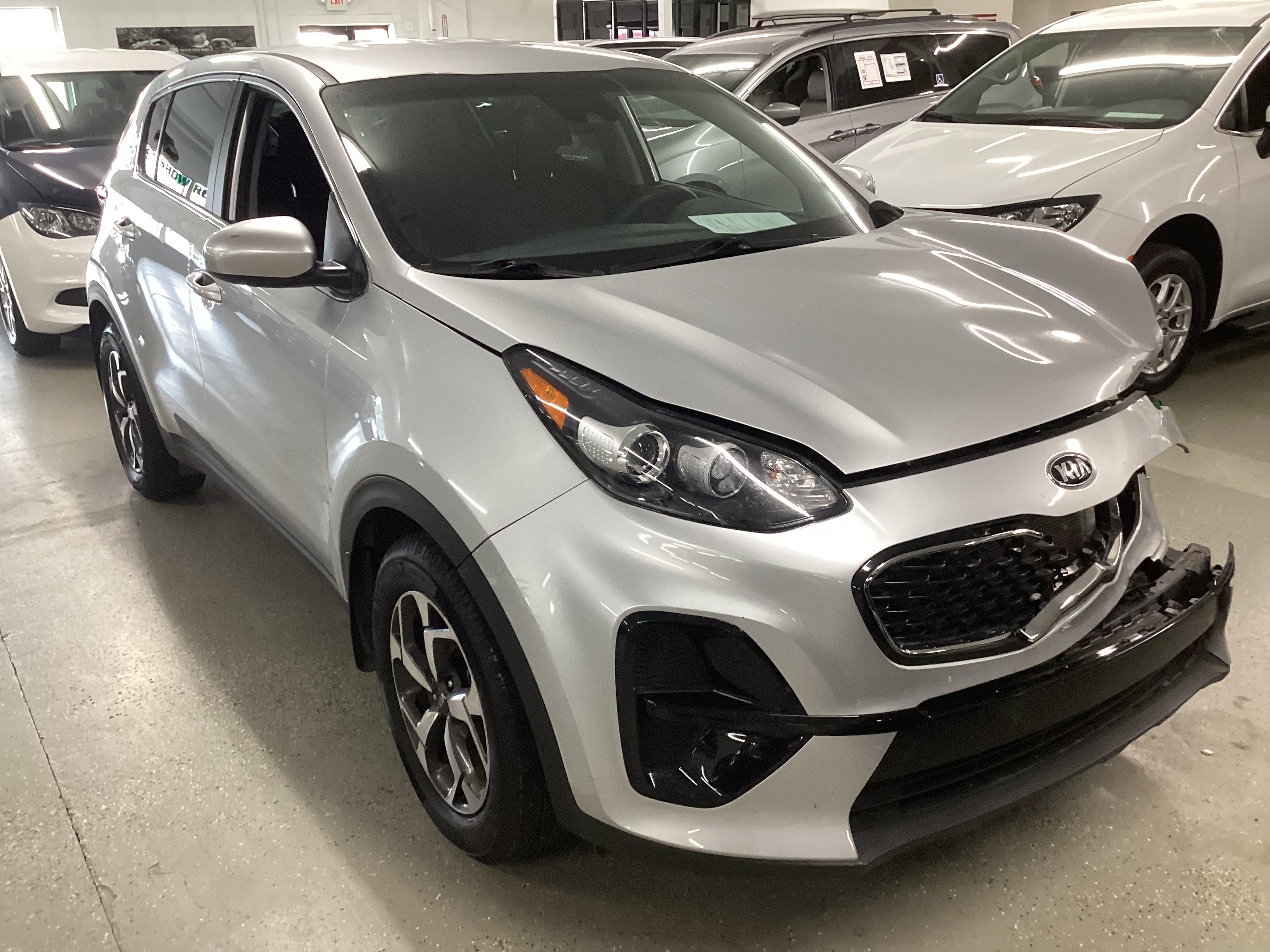 2020 KIA Sportage LX - Image 4