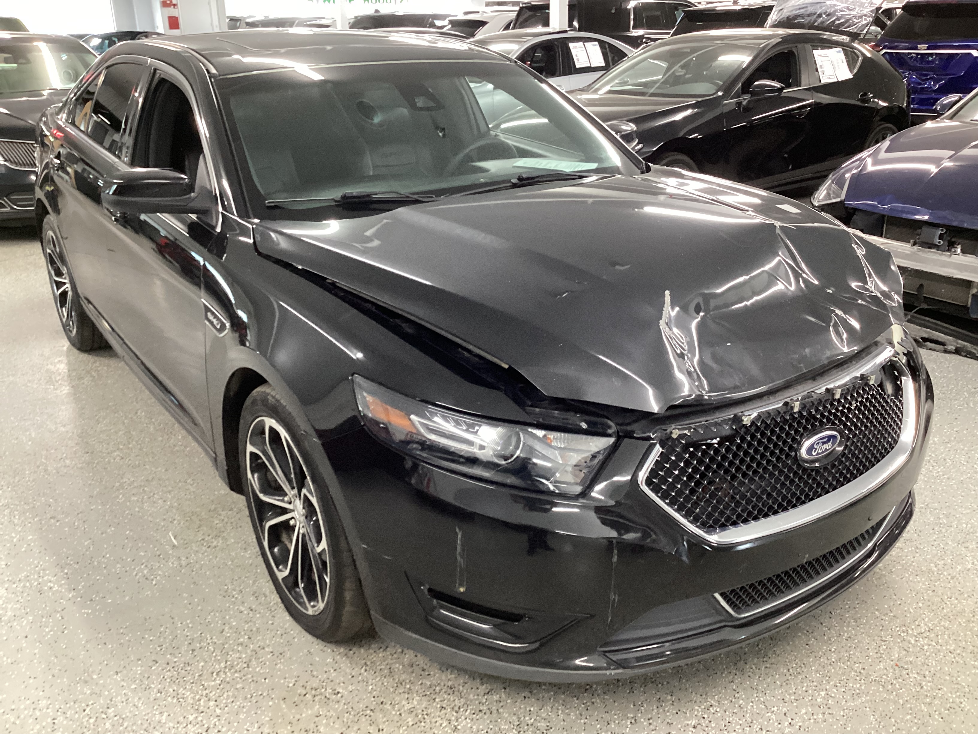 2014 FORD Taurus SHO AWD - Image 4