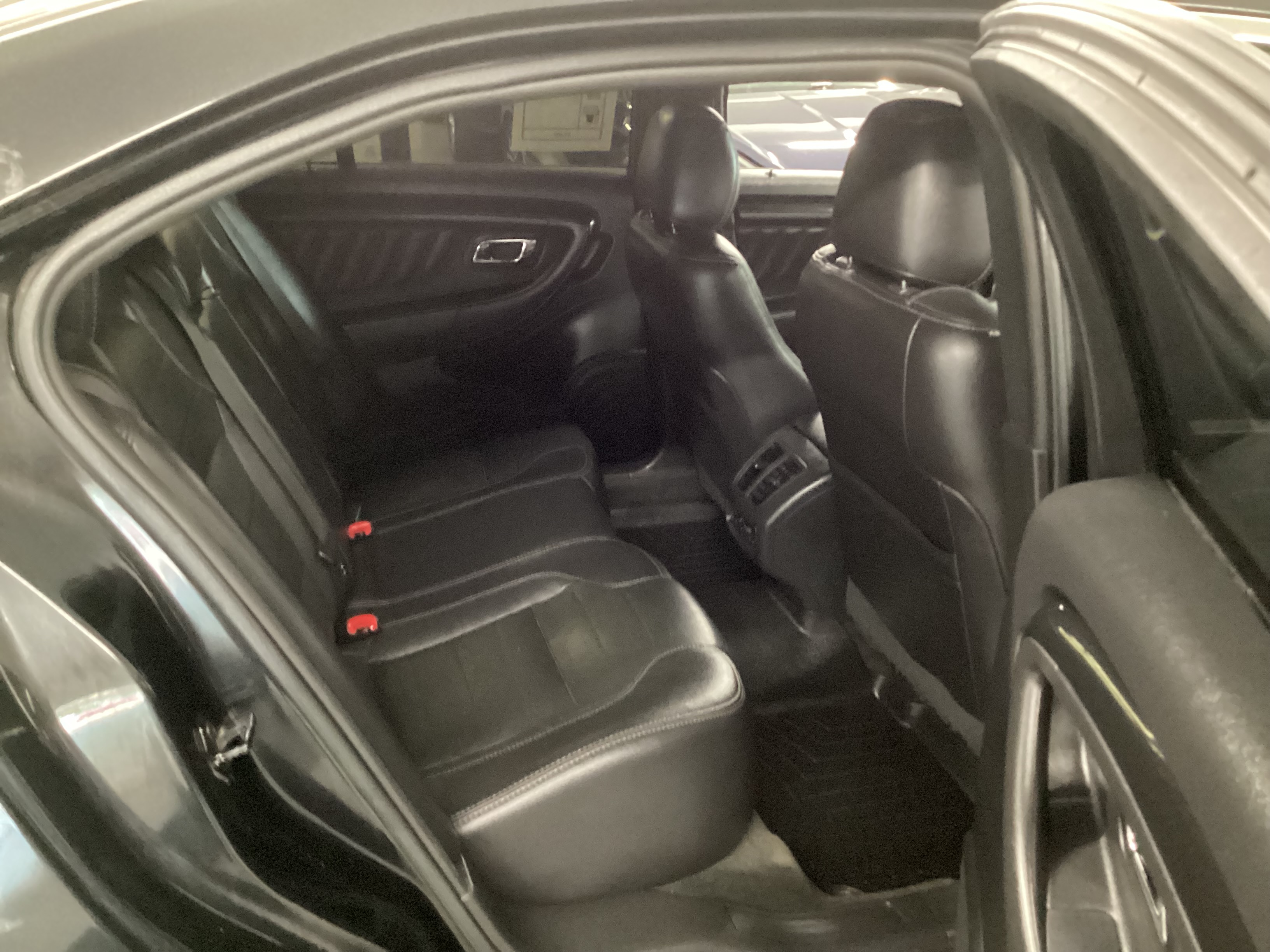 2014 FORD Taurus SHO AWD - Image 9