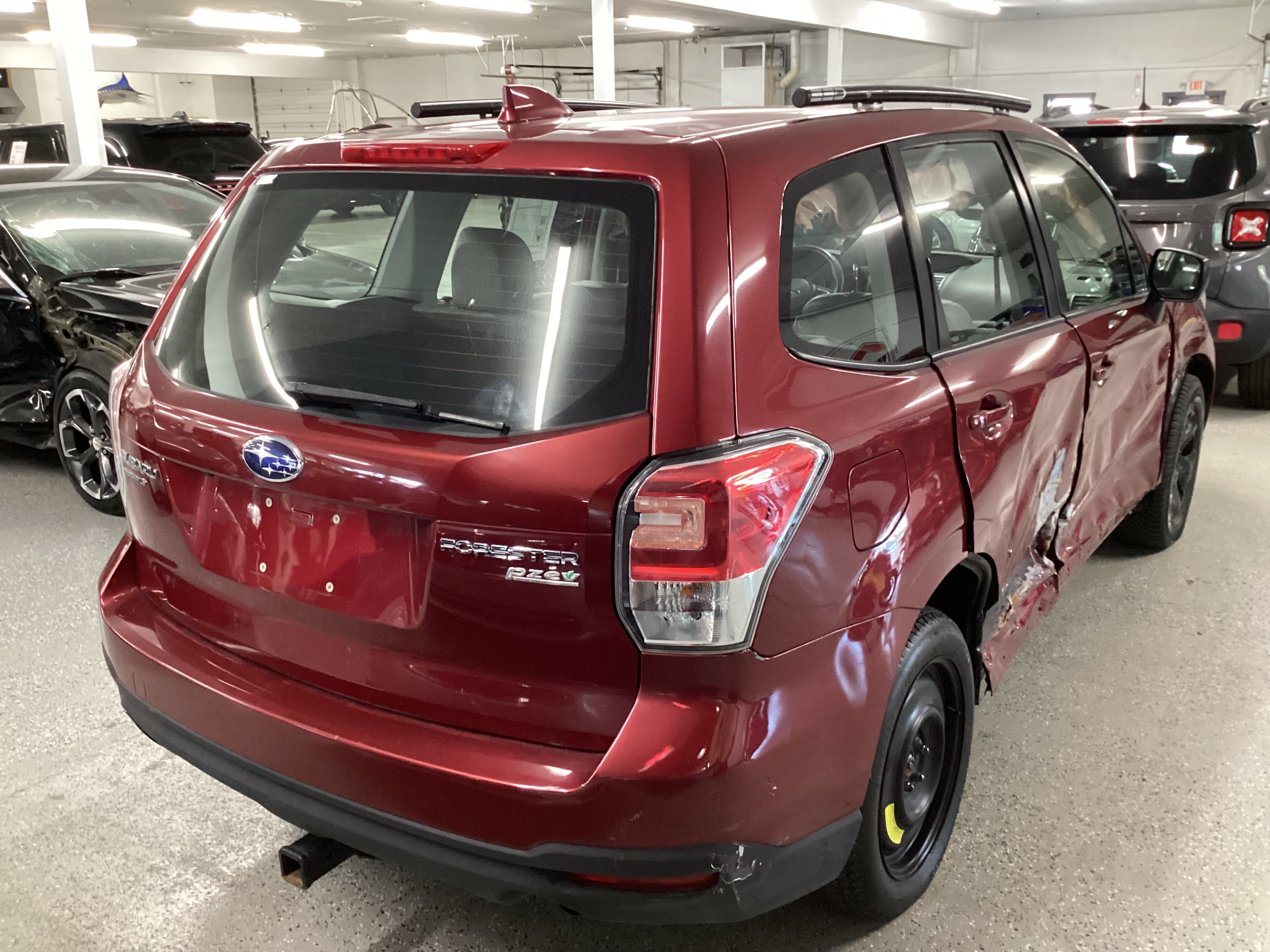 2017 SUBARU Forester Base AWD - Image 3