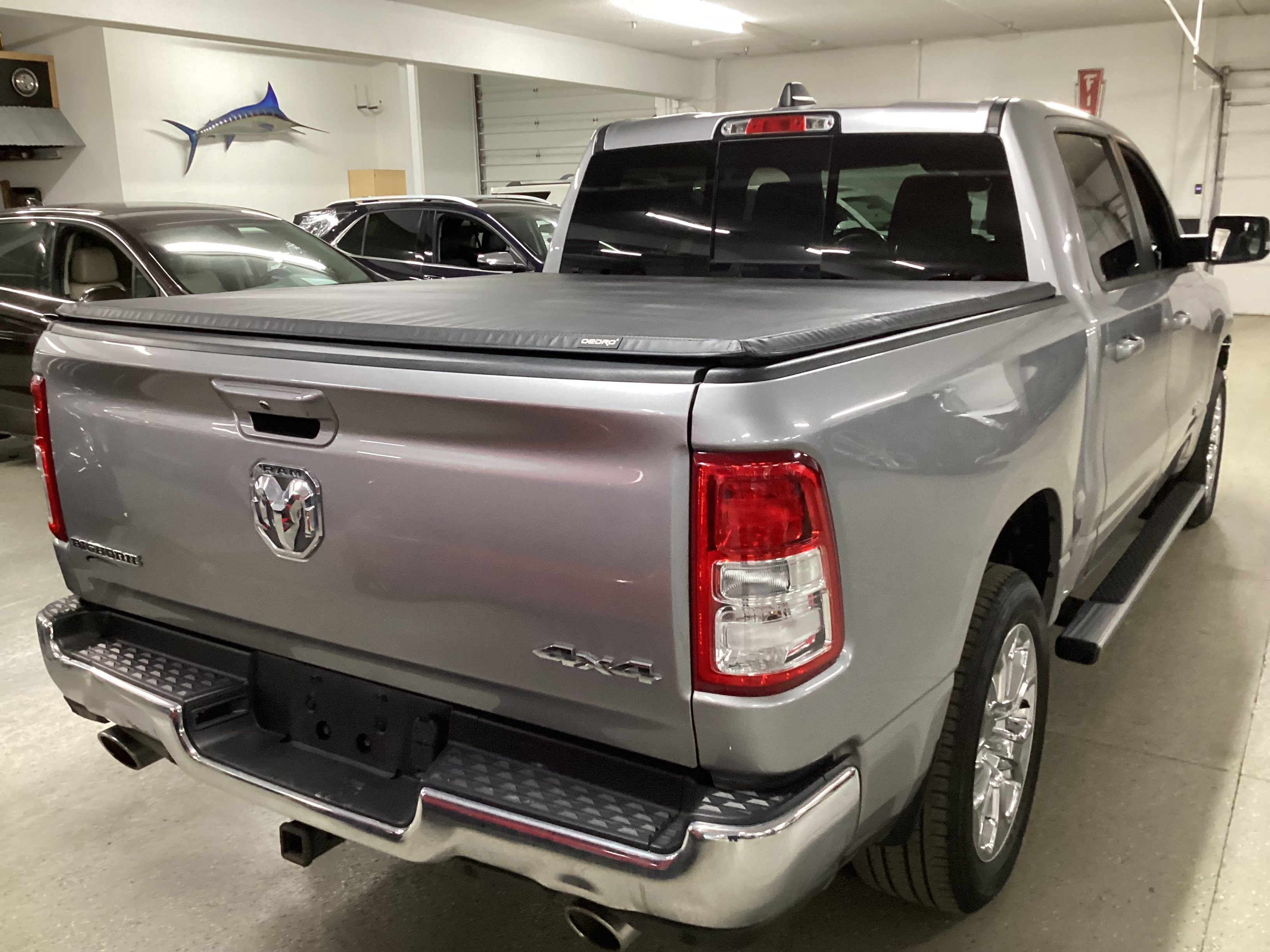 2022 RAM 1500 Big Horn 4WD Crew Cab - Image 3