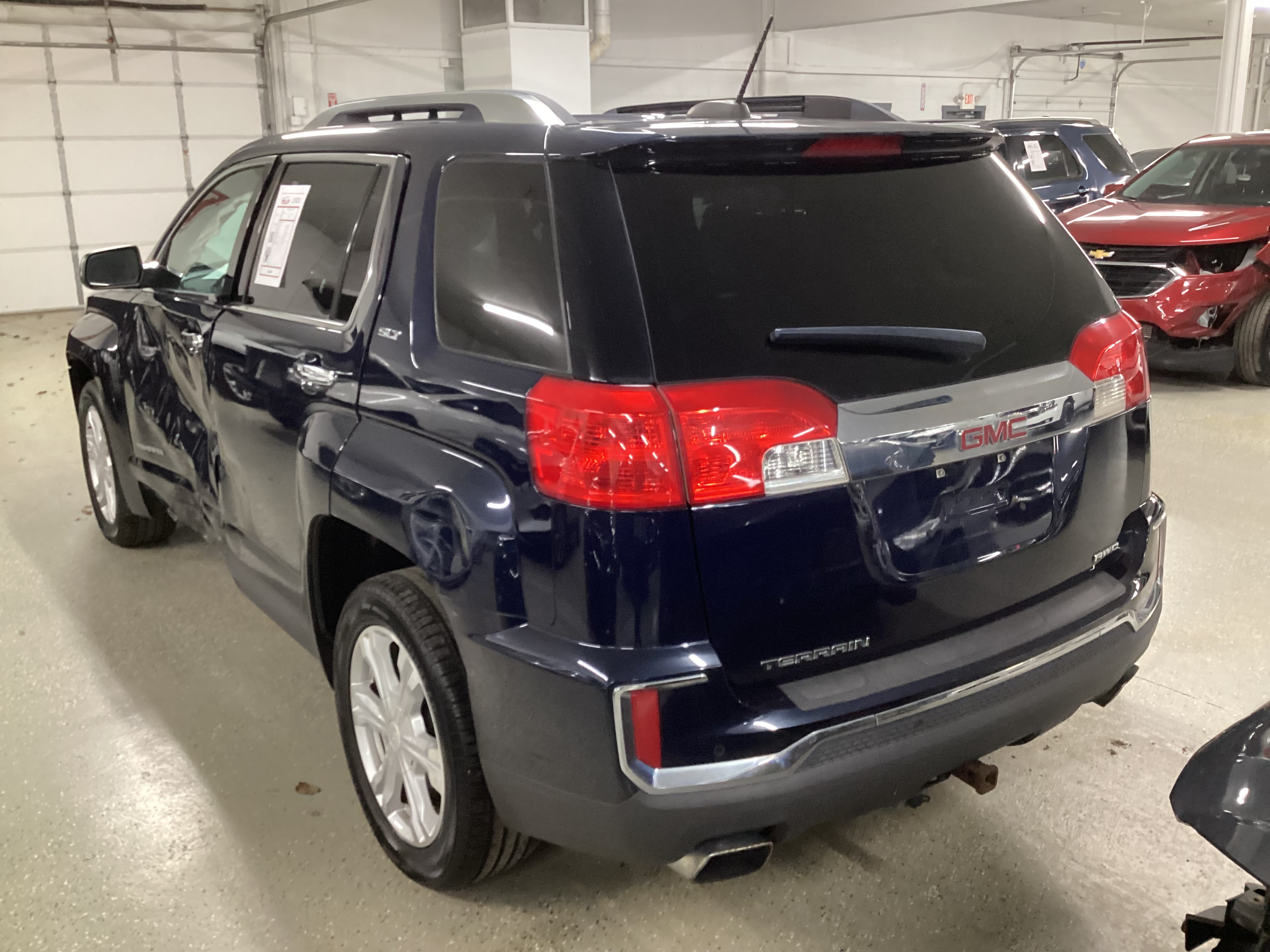 2017 GMC Terrain SLT AWD - Image 2