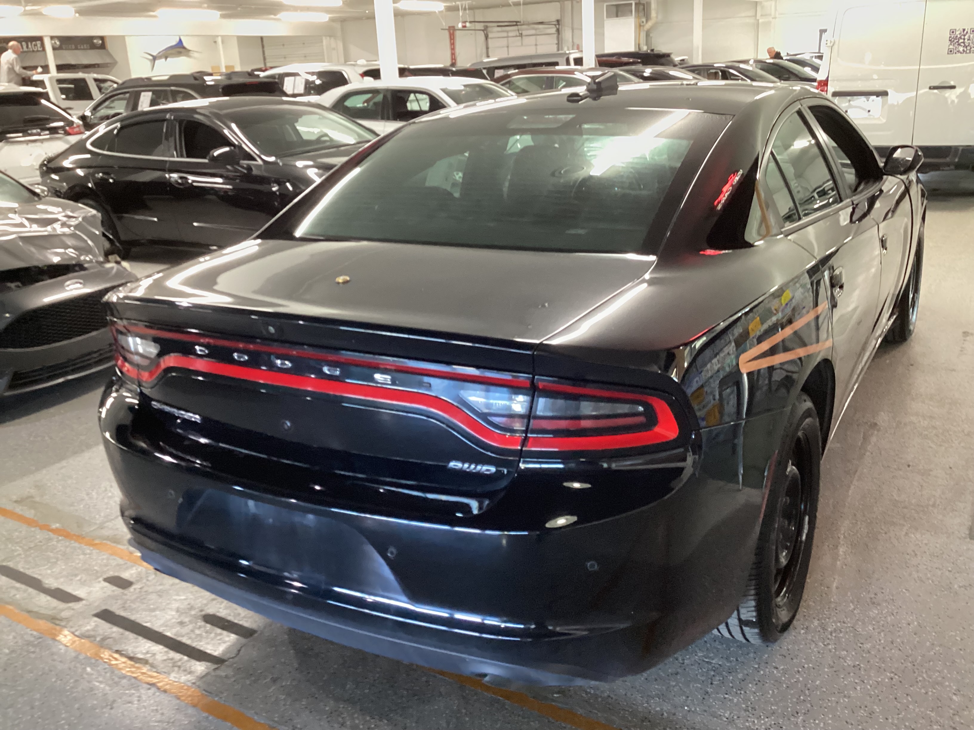 2021 DODGE Charger Police AWD - Image 3