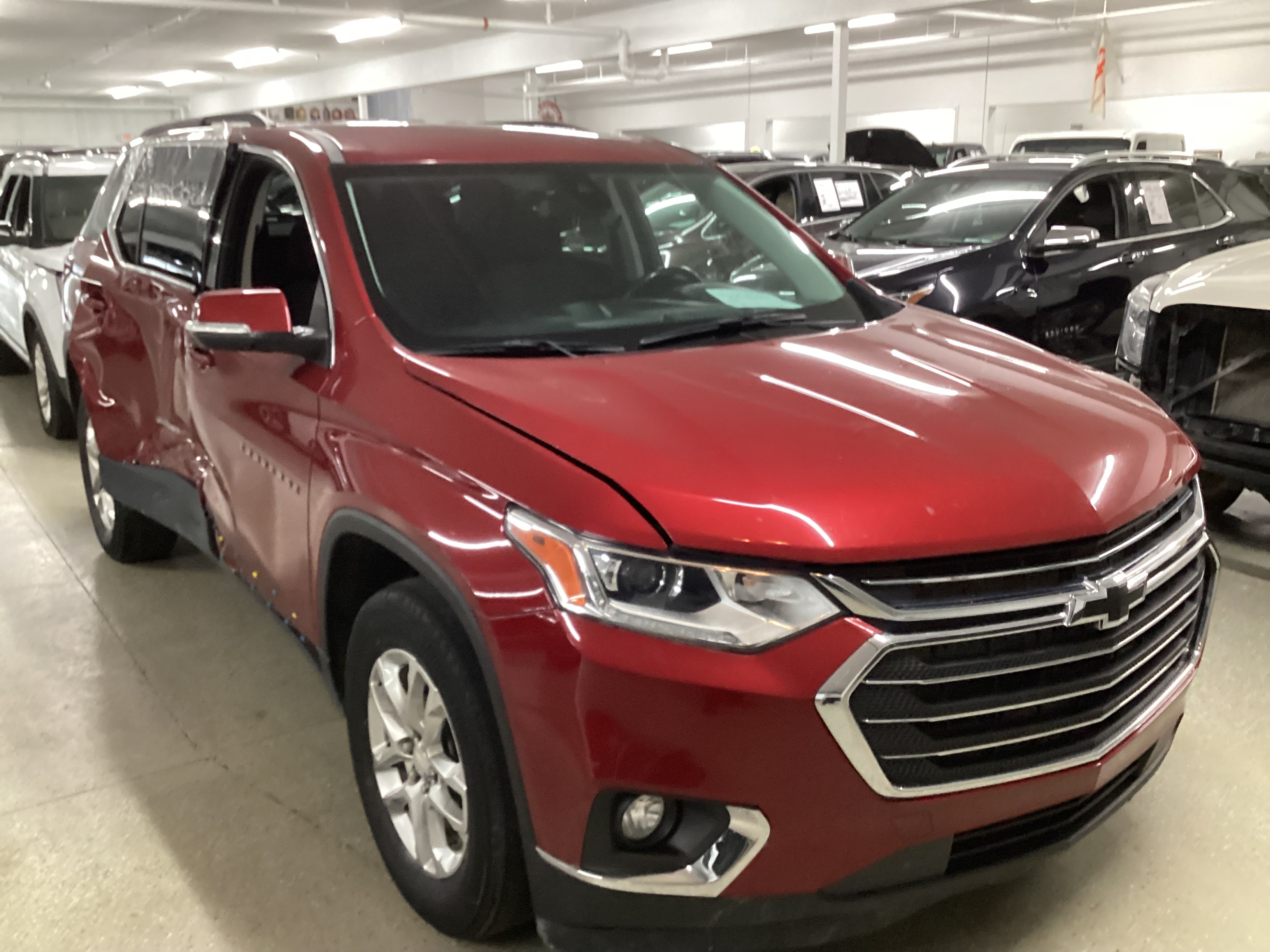 2021 CHEVROLET Traverse LT - Image 4