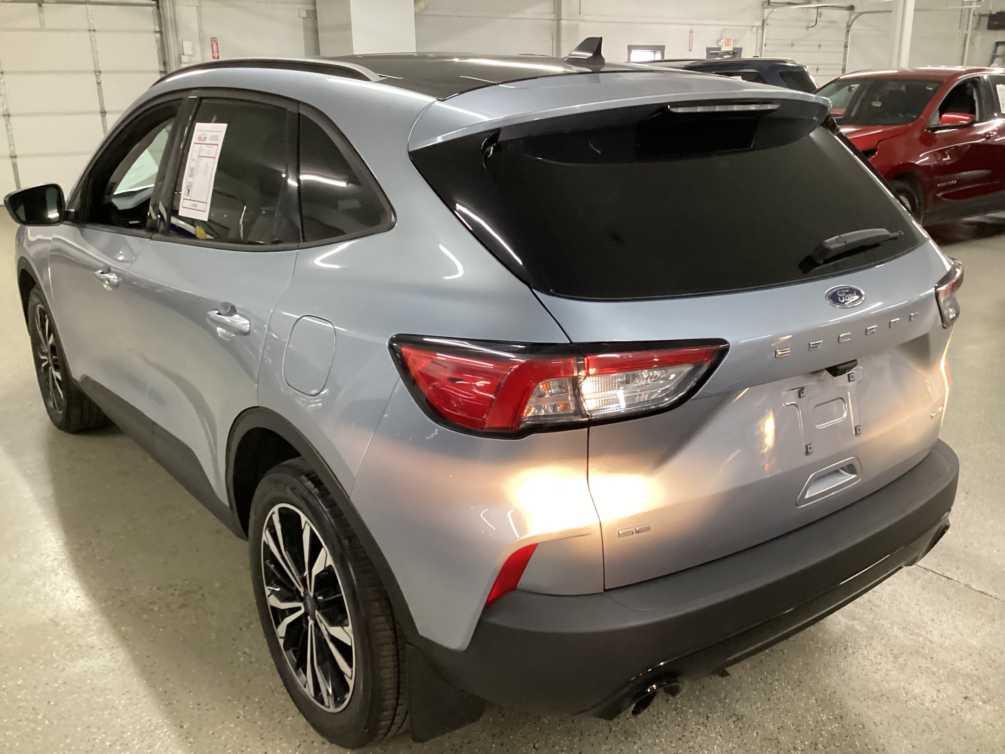 2022 FORD Escape SE AWD - Image 2