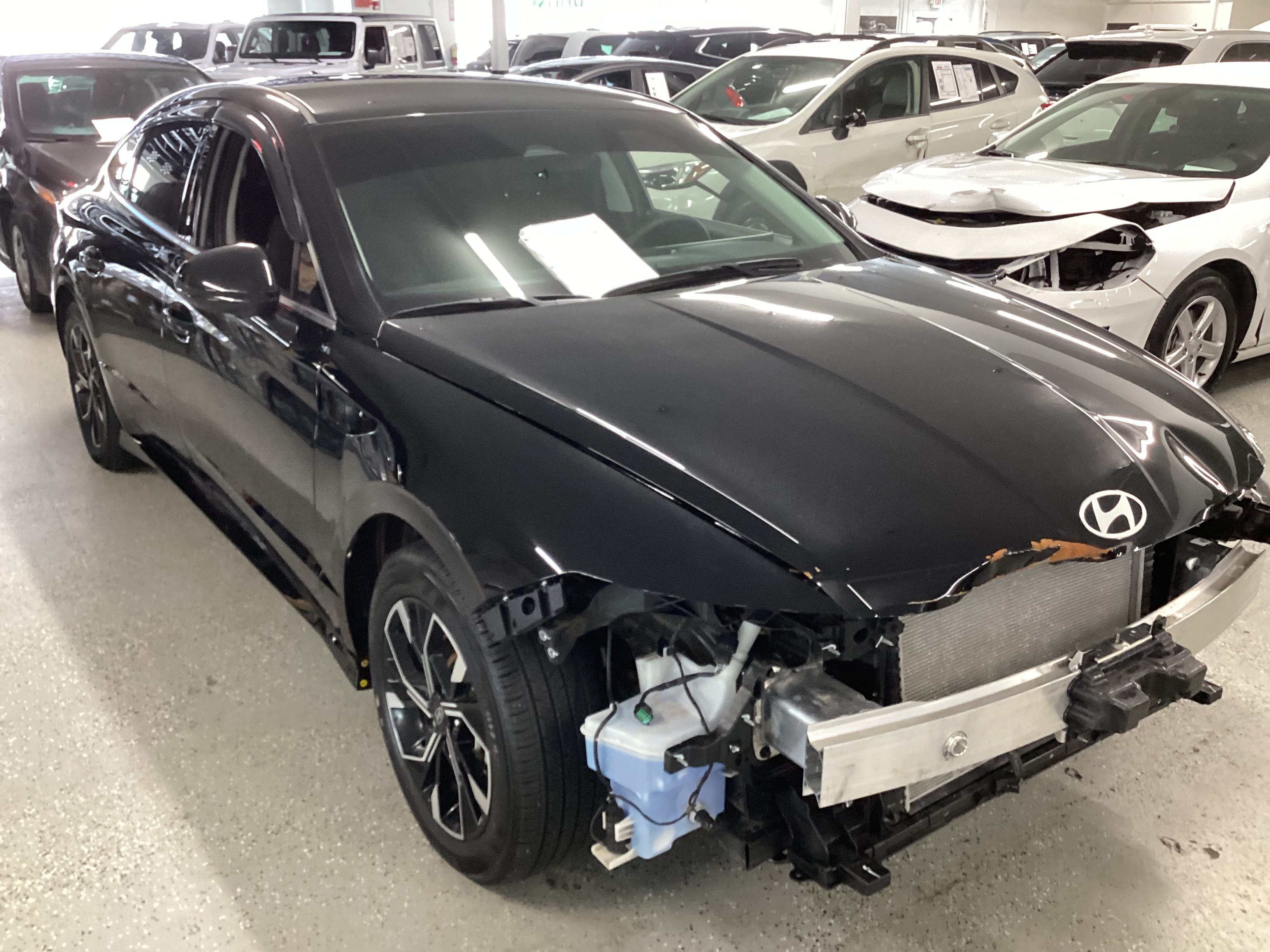 2025 HYUNDAI Sonata SEL - Image 4