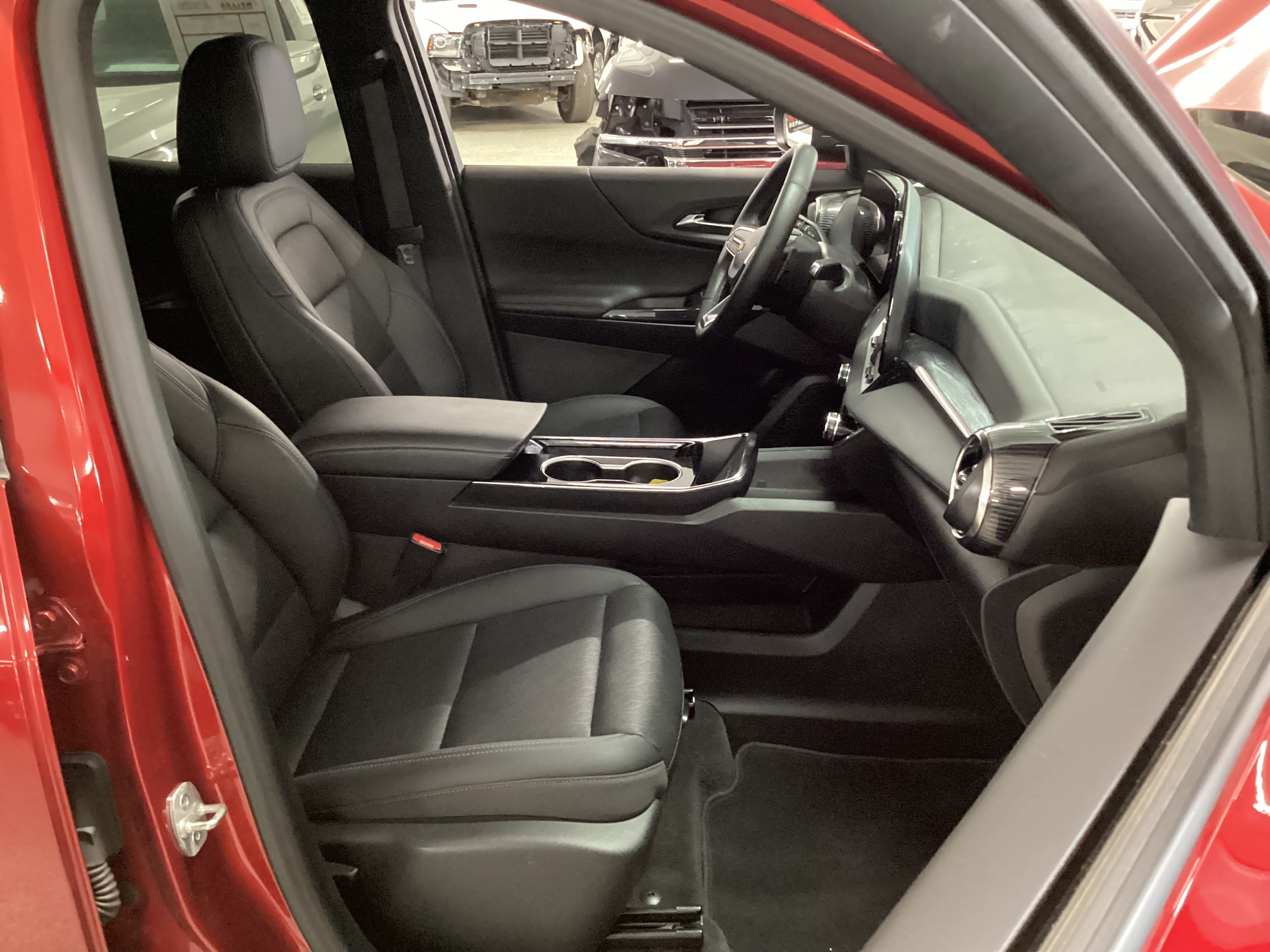 2025 CHEVROLET Equinox LT AWD - Image 11