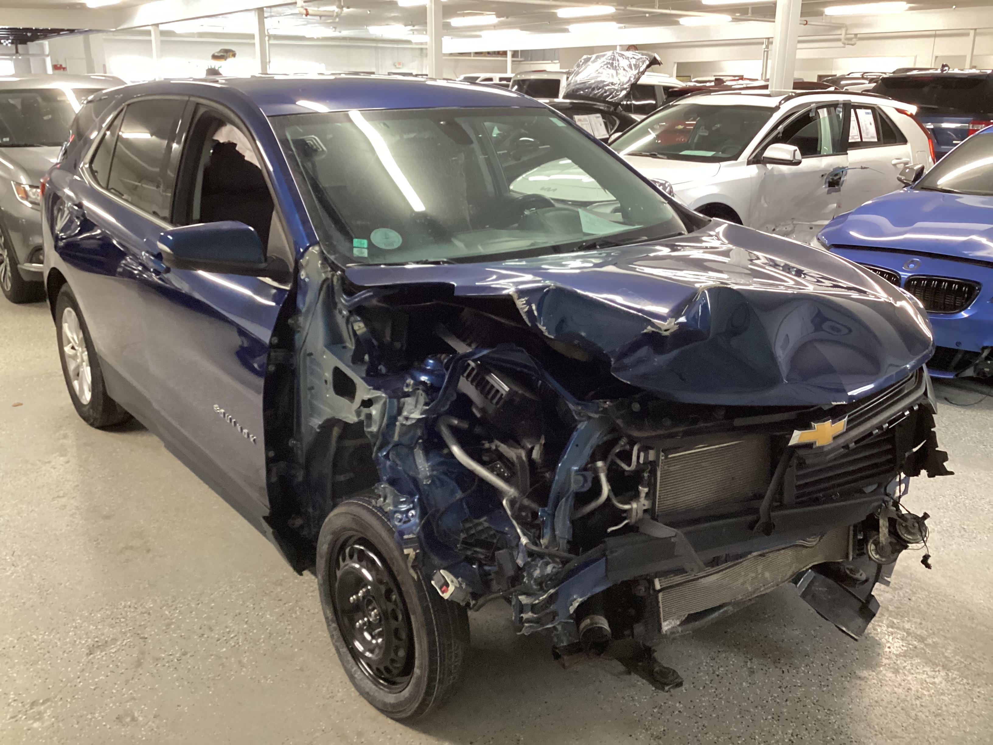 2019 CHEVROLET Equinox LT - Image 4