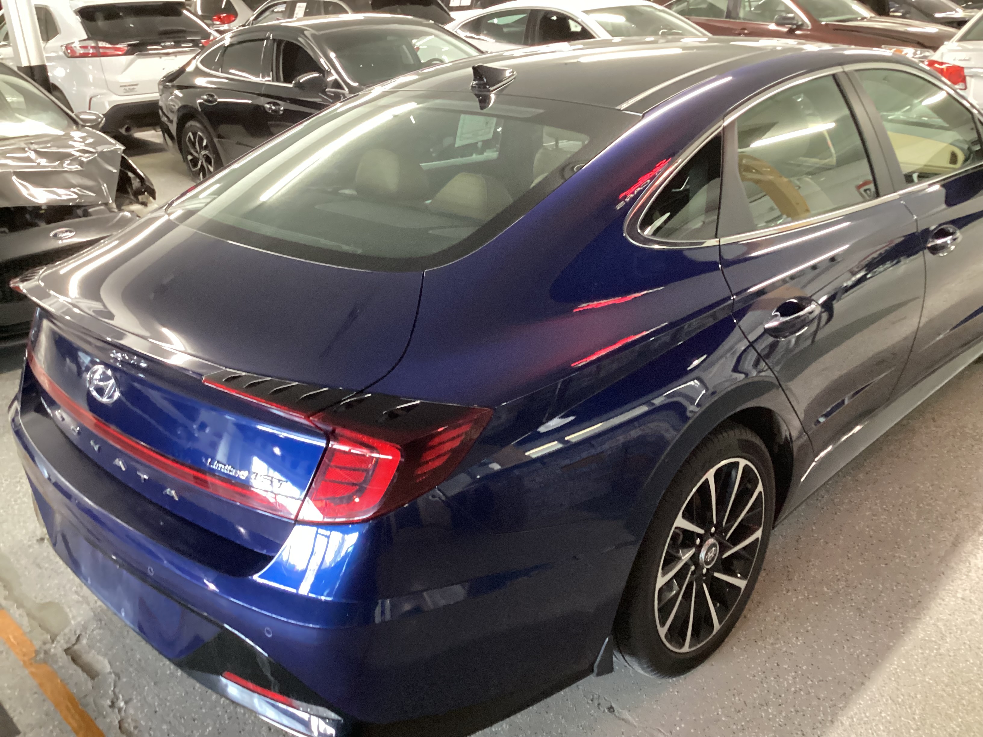 2021 HYUNDAI Sonata Limited - Image 3