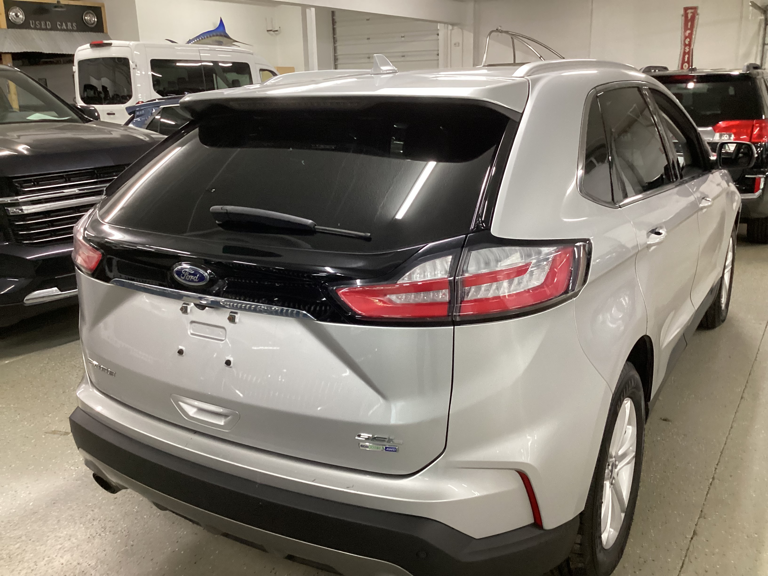 2019 FORD Edge SEL AWD - Image 3