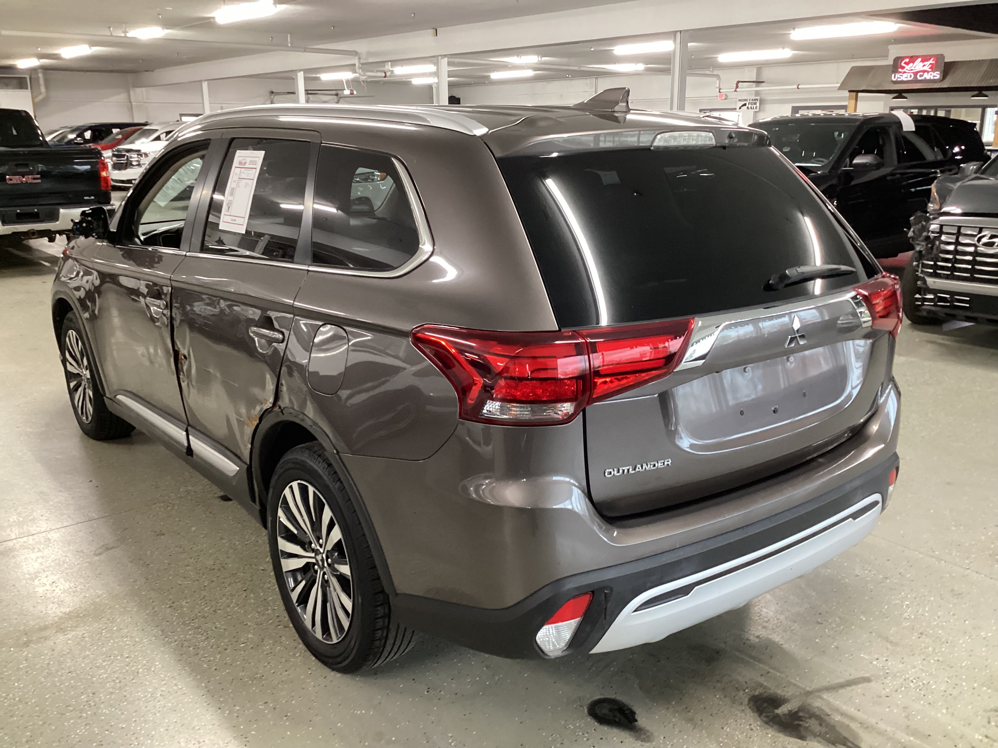2020 MITSUBISHI Outlander SEL - Image 2