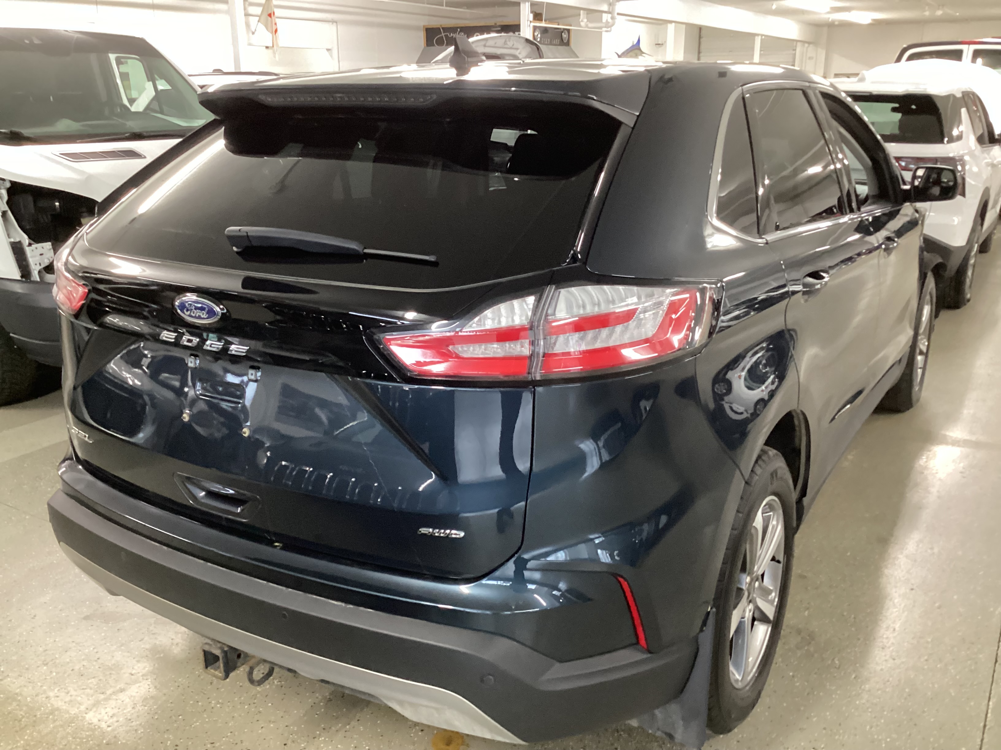 2024 FORD Edge SEL AWD - Image 3