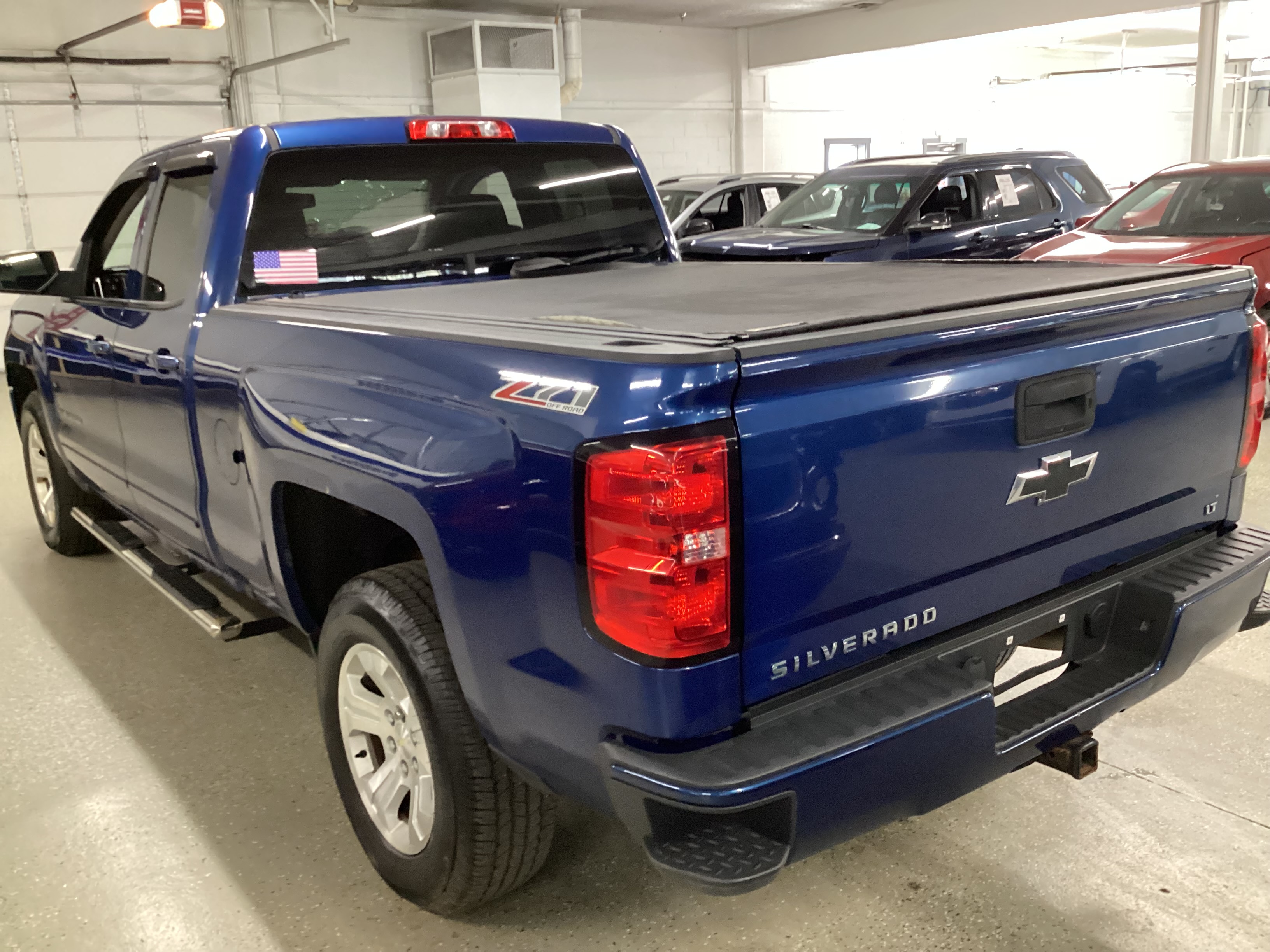 2016 CHEVROLET Silverado LT Double Cab 4WD - Image 2