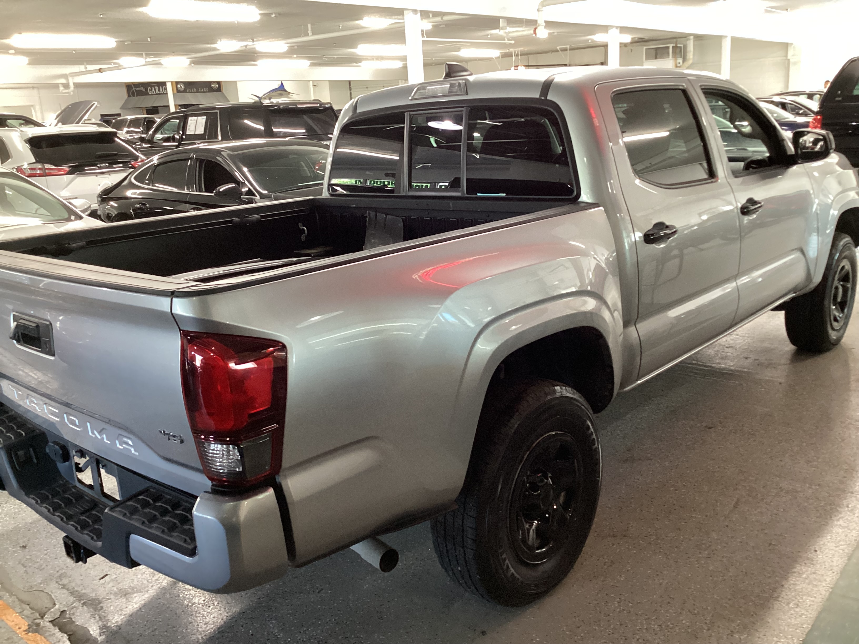 2023 TOYOTA Tacoma SR Double Cab 4WD - Image 3