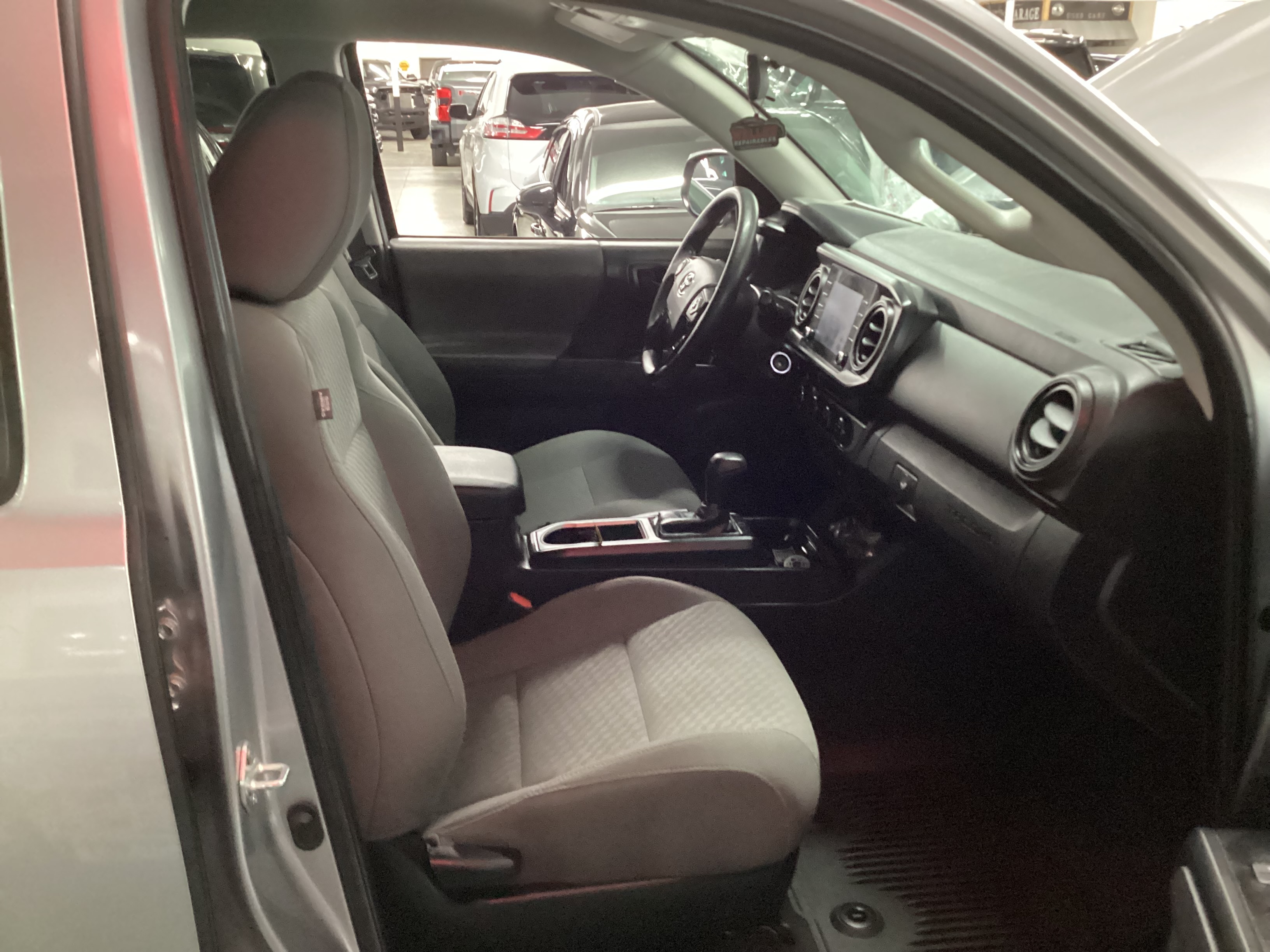 2023 TOYOTA Tacoma SR Double Cab 4WD - Image 12