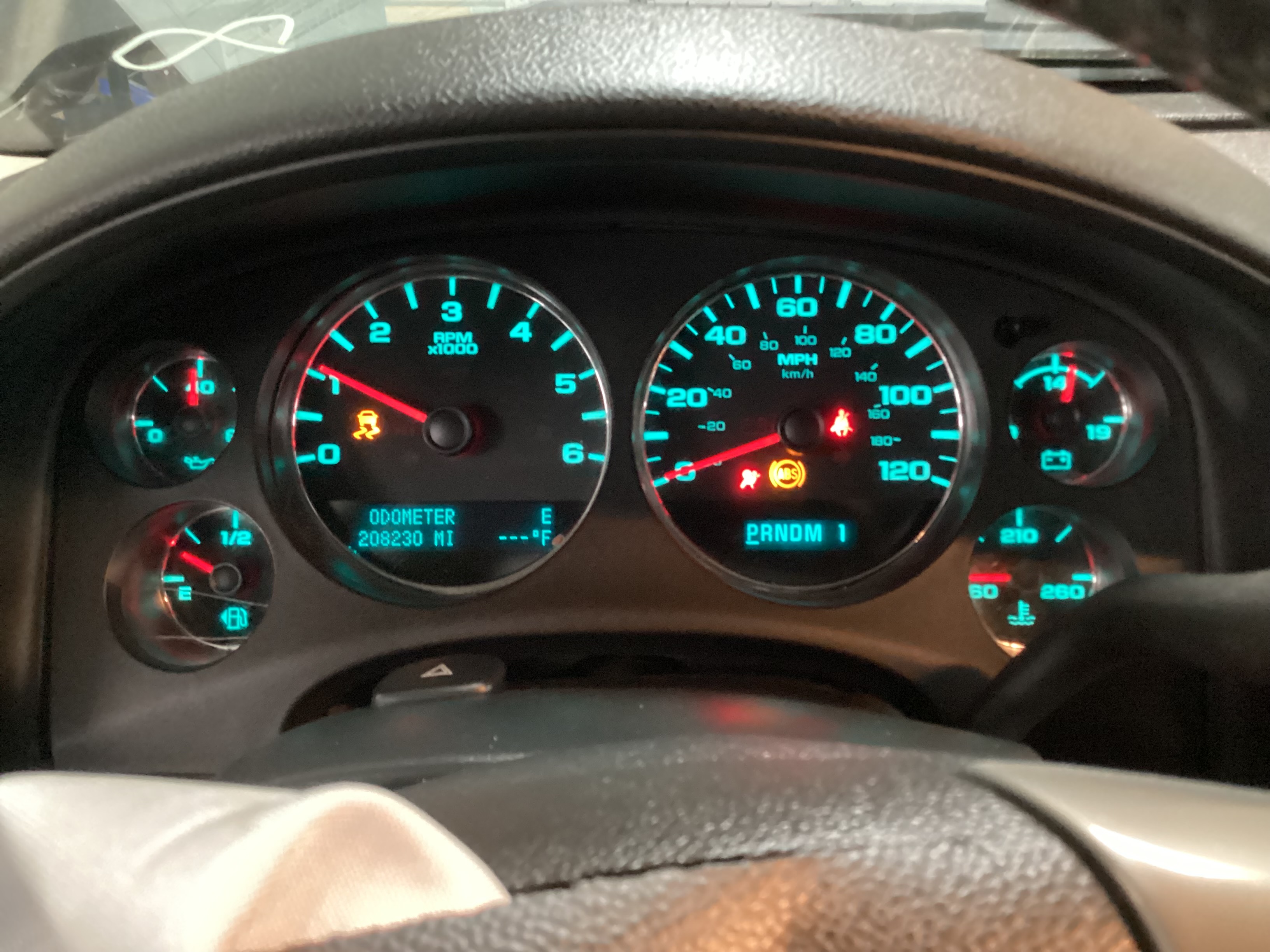 2013 CHEVROLET Silverado 2500HD 4WD Crew Cab LTZ - Image 19