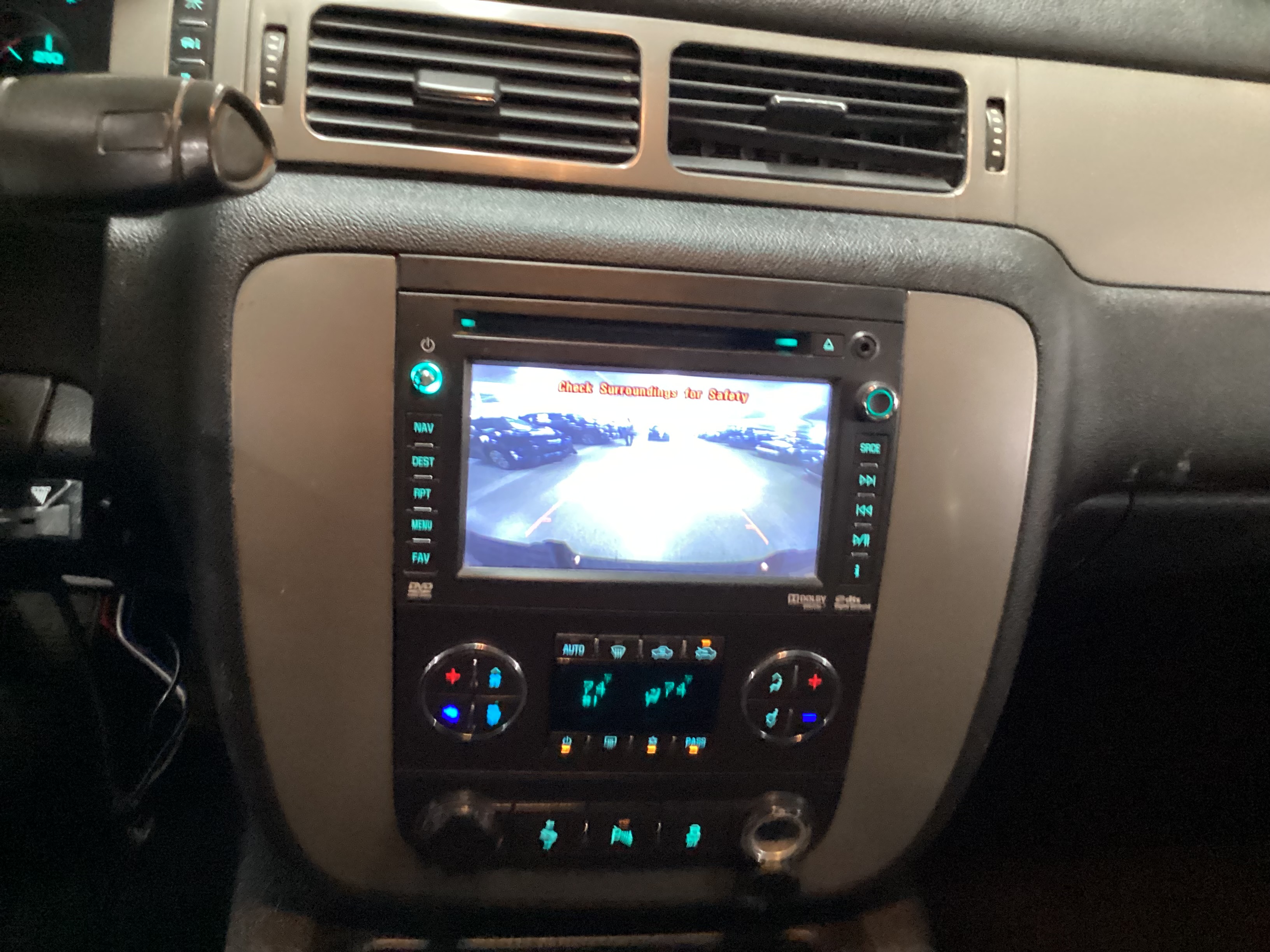 2013 CHEVROLET Silverado 2500HD 4WD Crew Cab LTZ - Image 20
