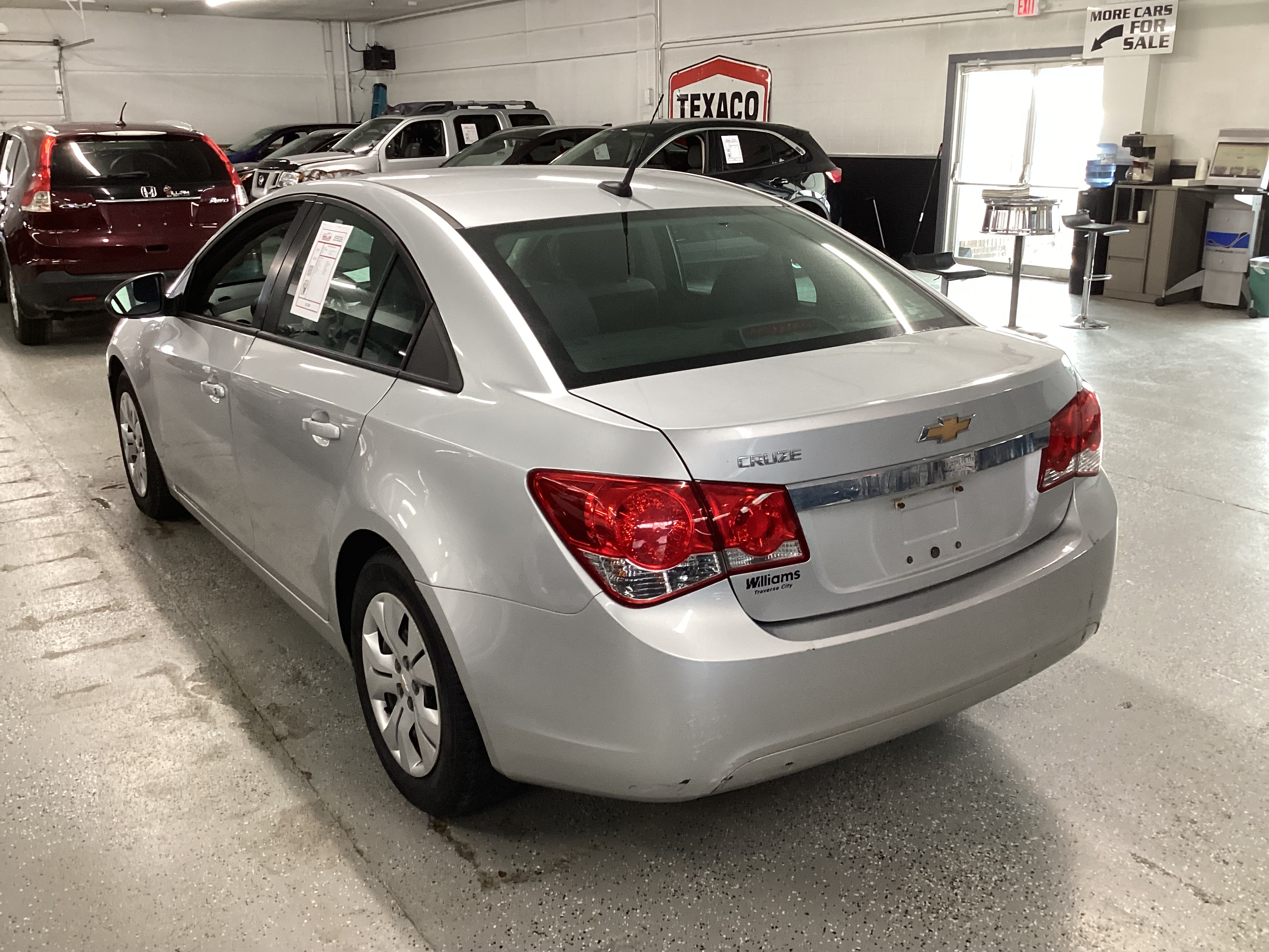 2014 CHEVROLET Cruze LS - Image 2
