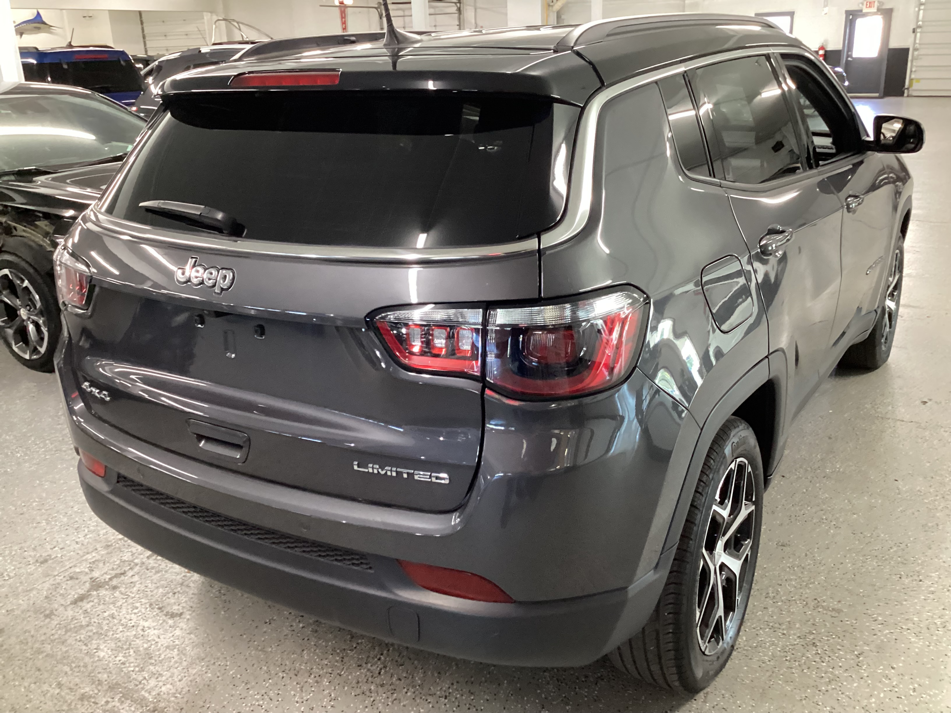 2024 JEEP Compass Limited 4WD - Image 3