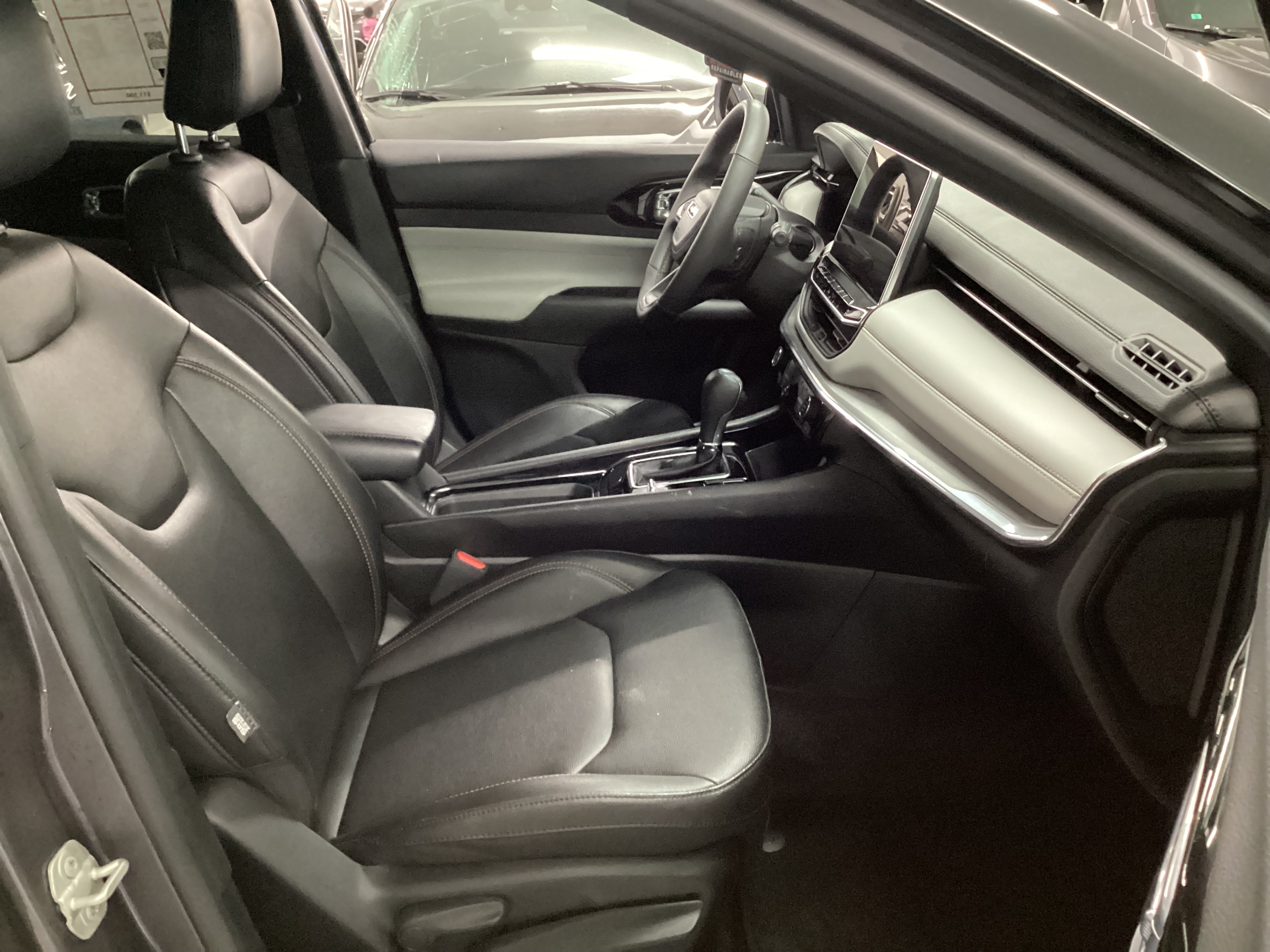 2024 JEEP Compass Limited 4WD - Image 11