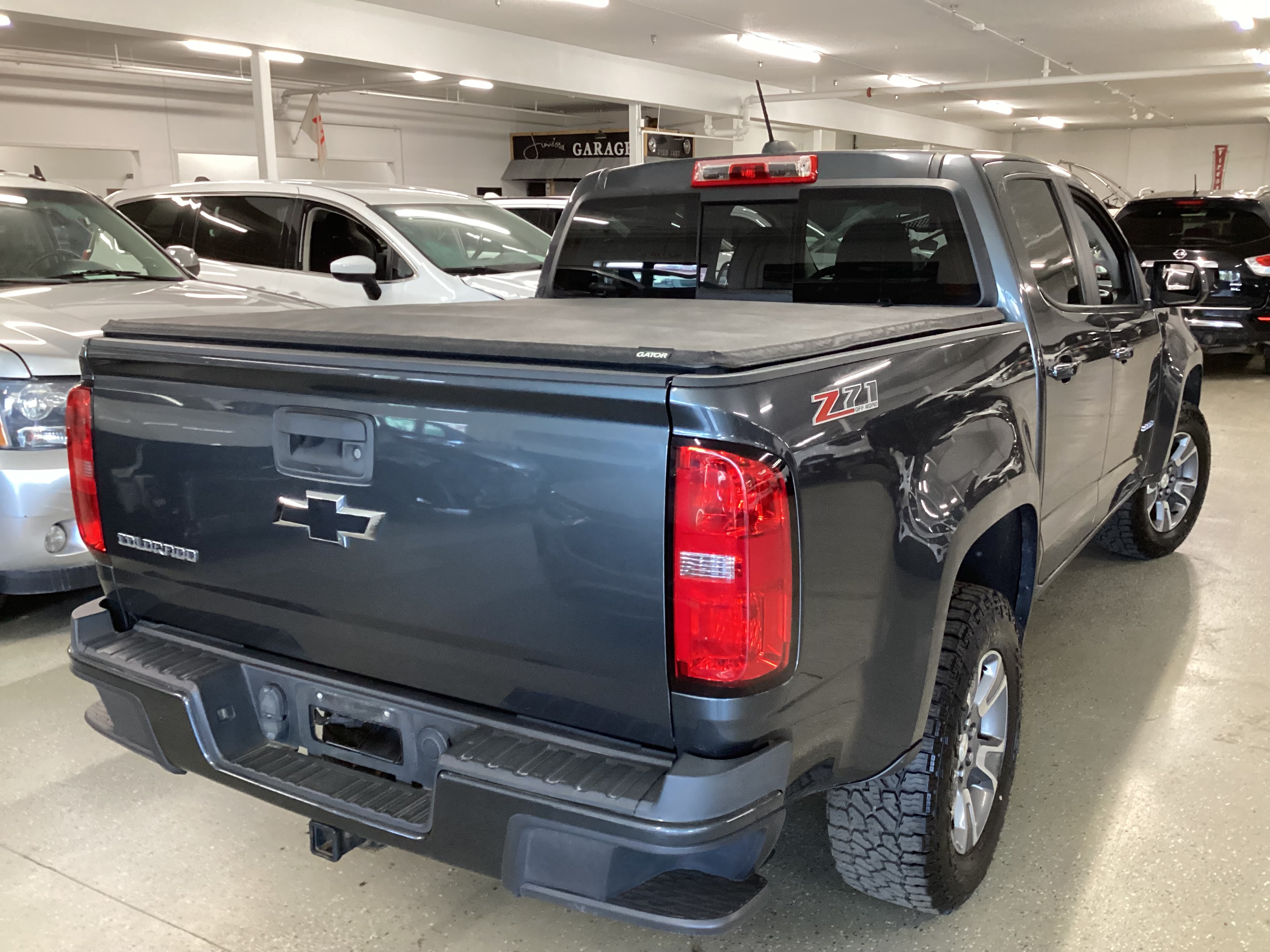 2016 CHEVROLET Colorado Z71 4WD Crew Cab - Image 3