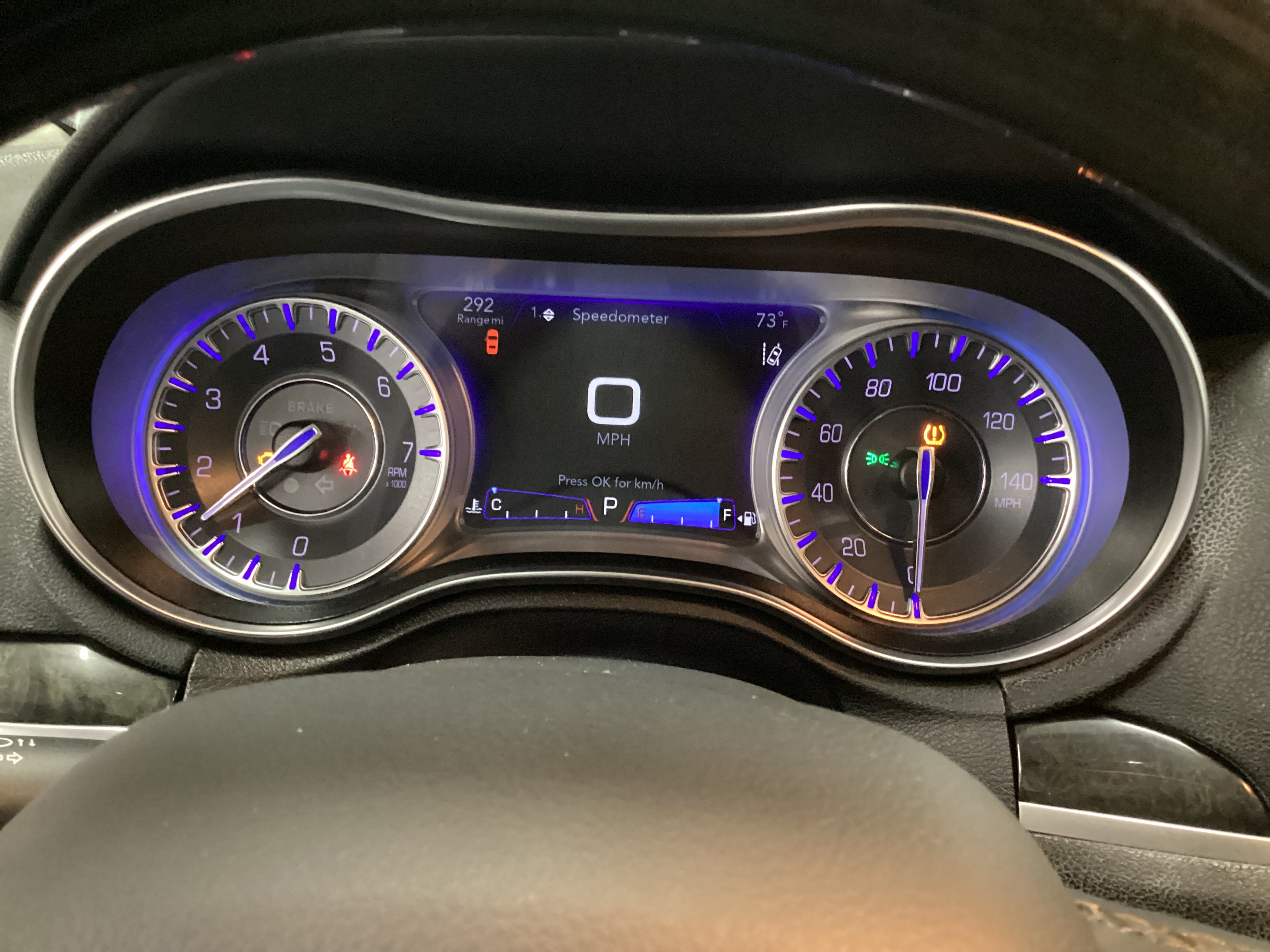 2018 CHRYSLER 300 Limited AWD - Image 12