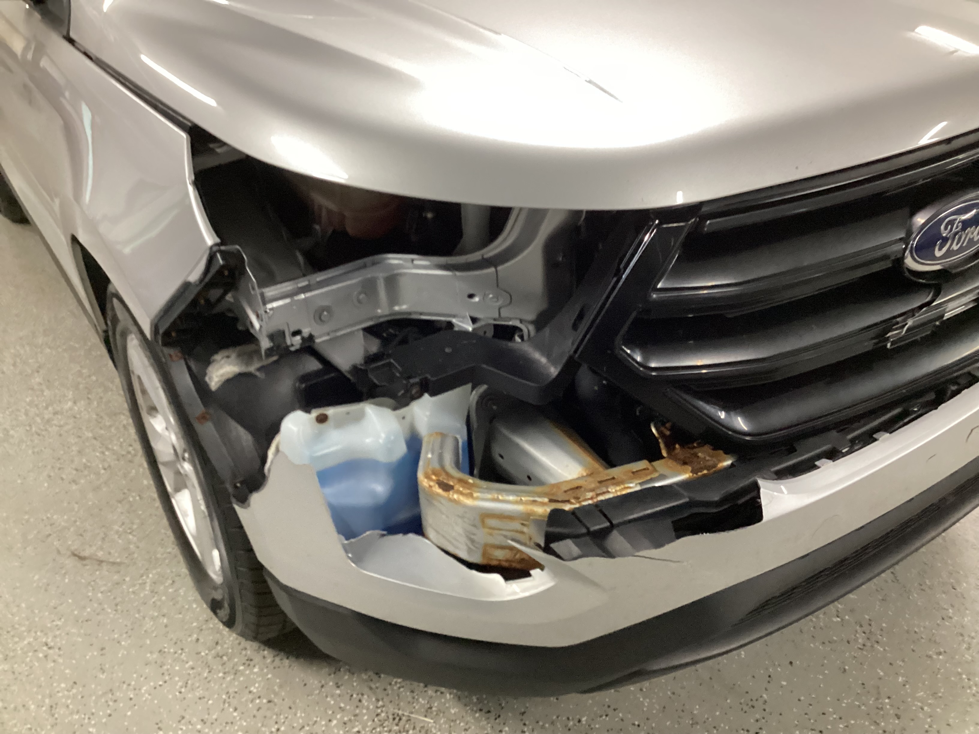 2016 FORD Edge SE AWD - Image 5