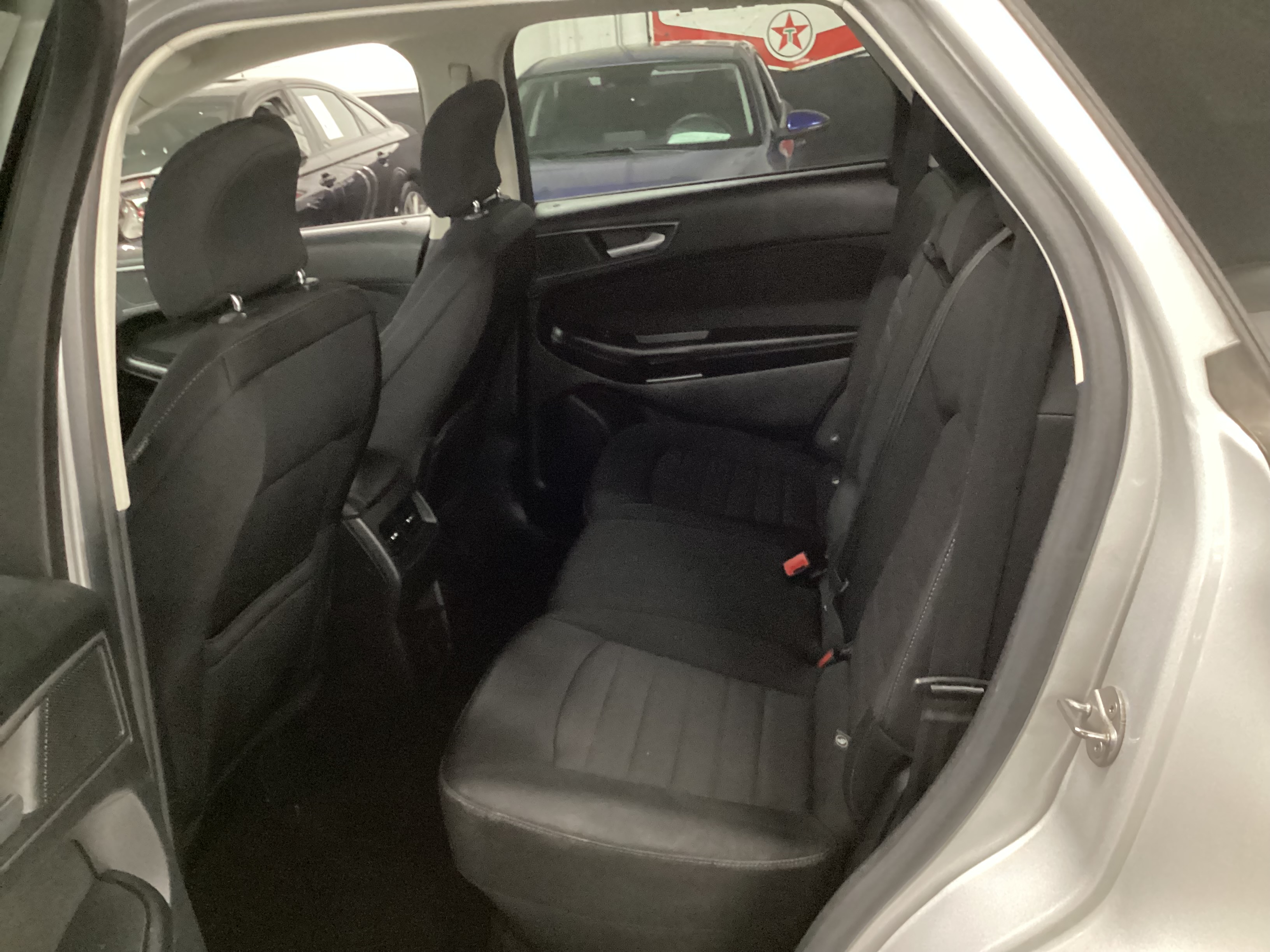2016 FORD Edge SE AWD - Image 10