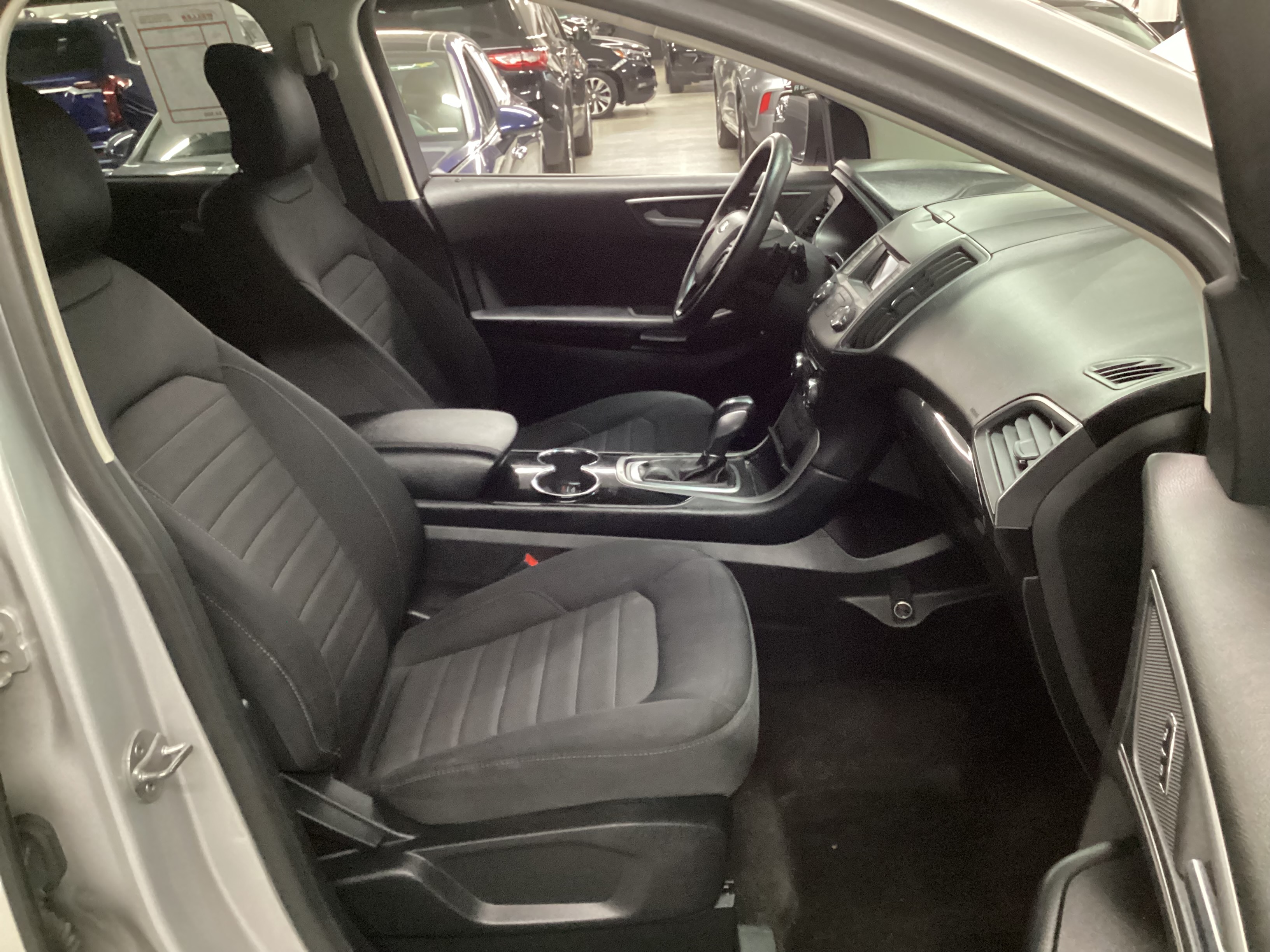 2016 FORD Edge SE AWD - Image 12