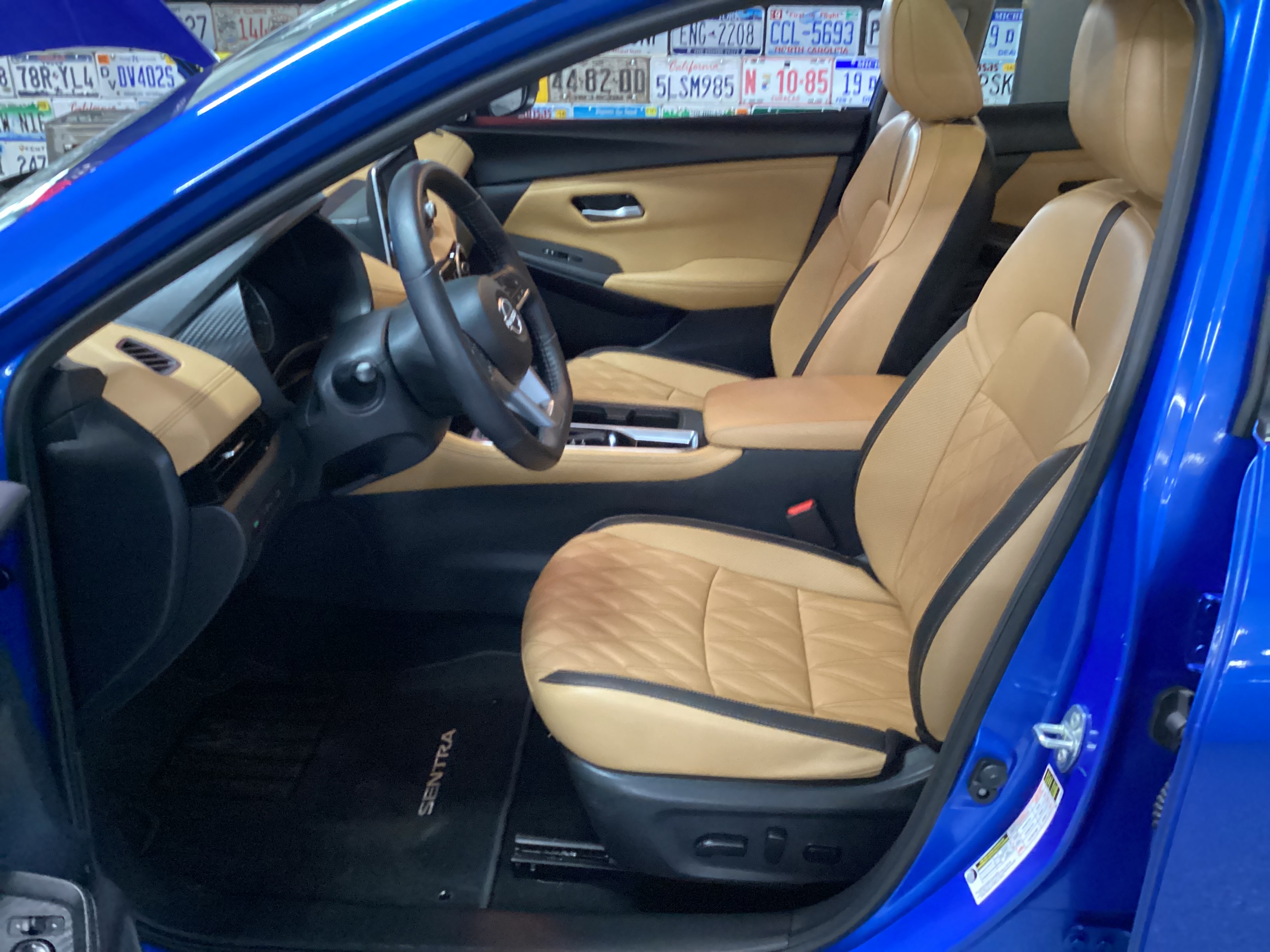 2025 NISSAN Sentra SV - Image 8