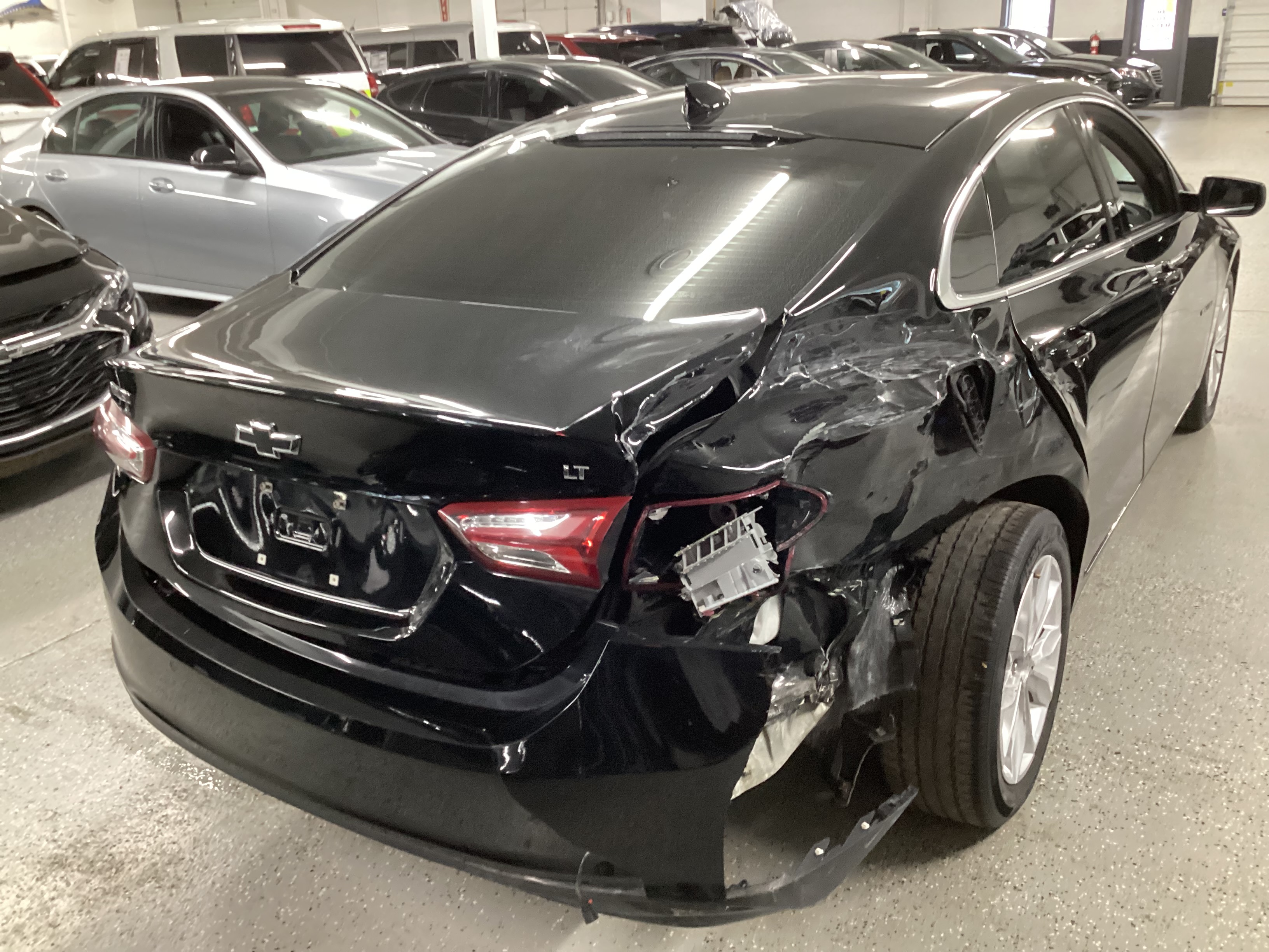 2019 CHEVROLET Malibu LT - Image 3