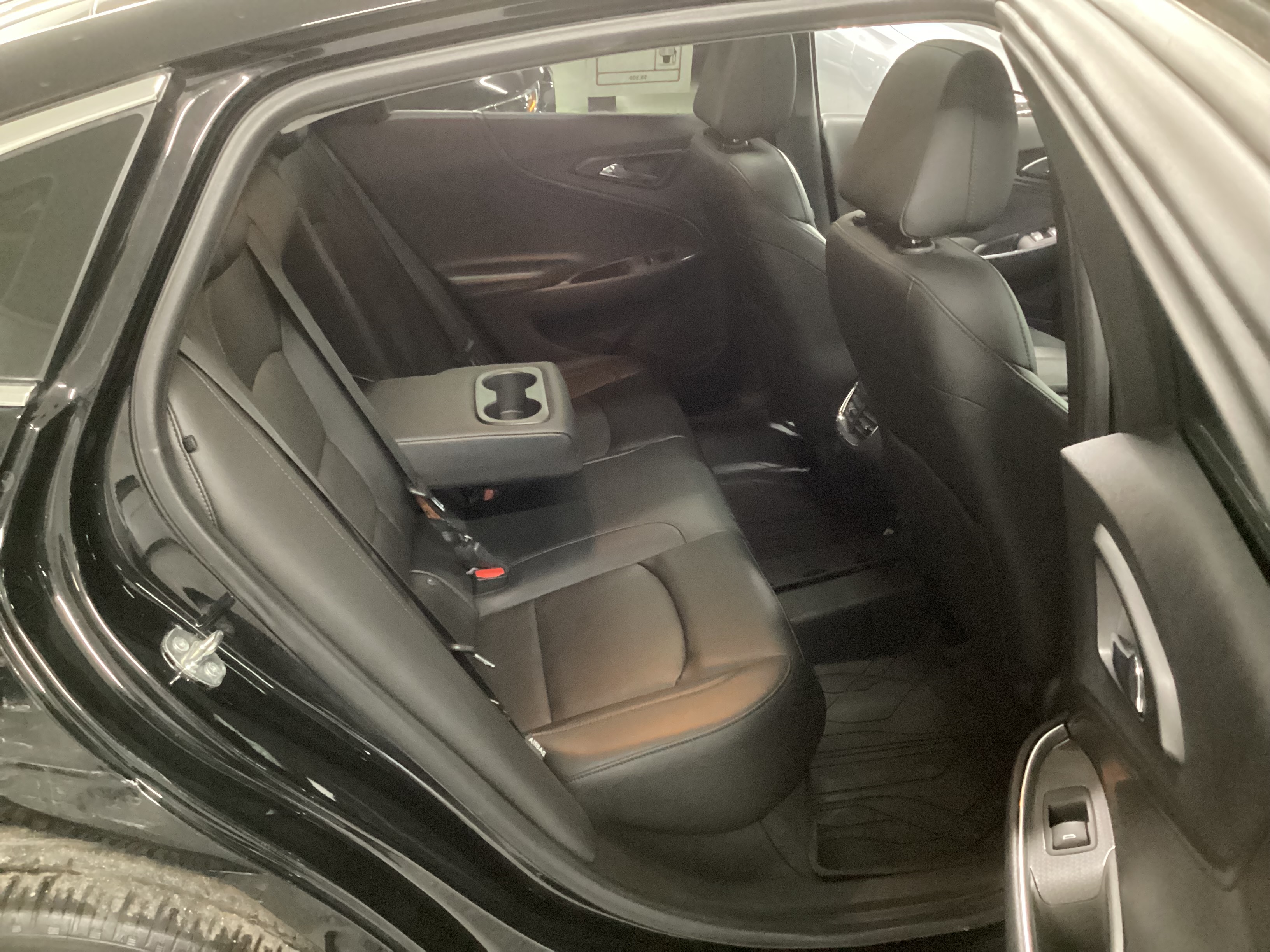 2019 CHEVROLET Malibu LT - Image 11