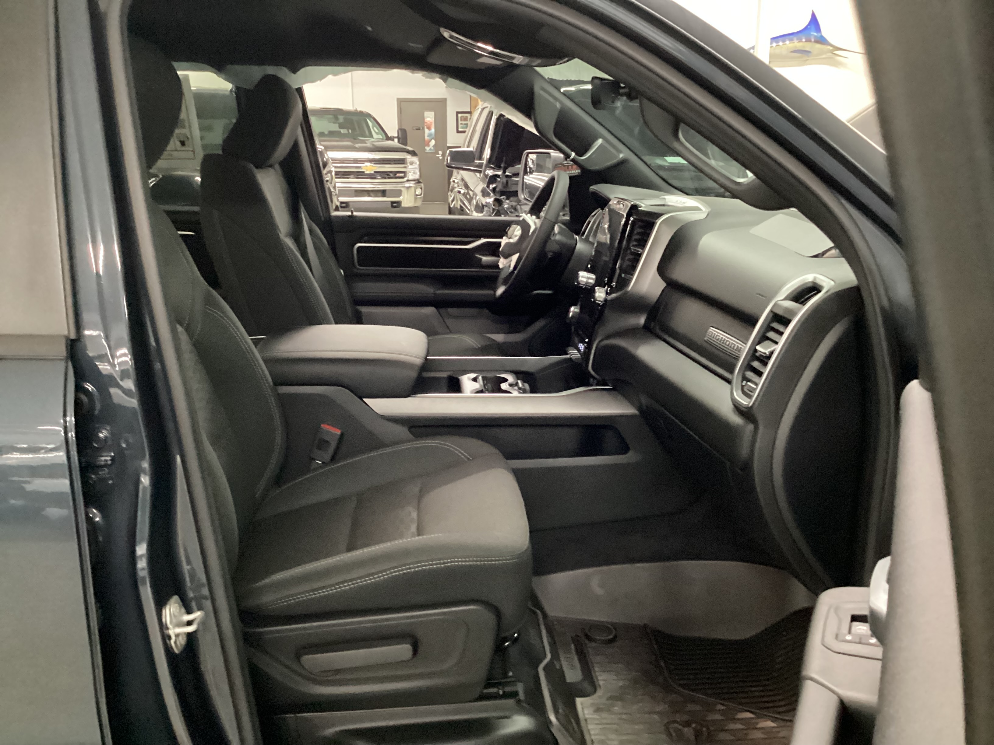 2026 RAM 1500 Big Horn 4WD Crew Cab - Image 13