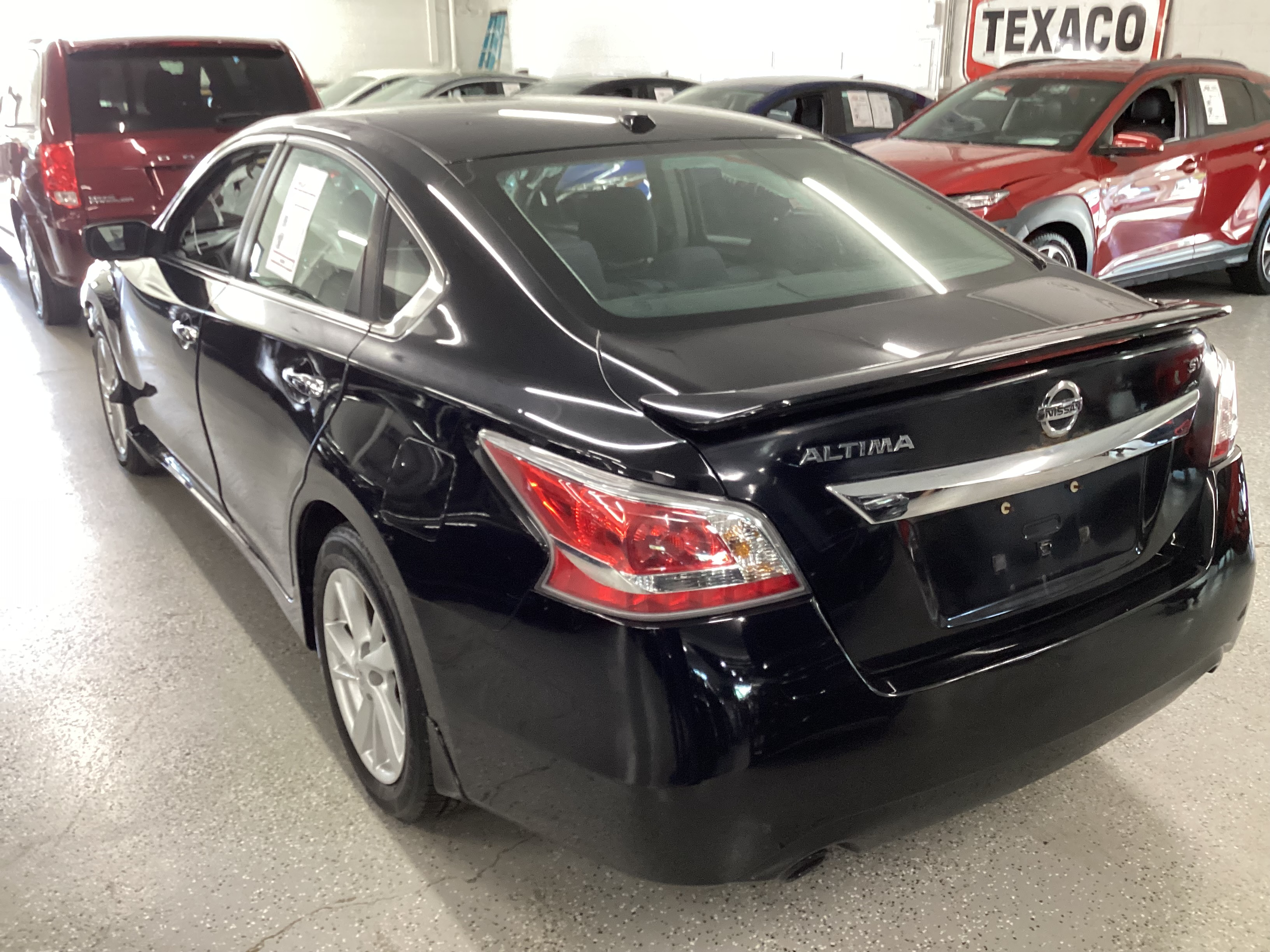 2015 NISSAN Altima SV - Image 2