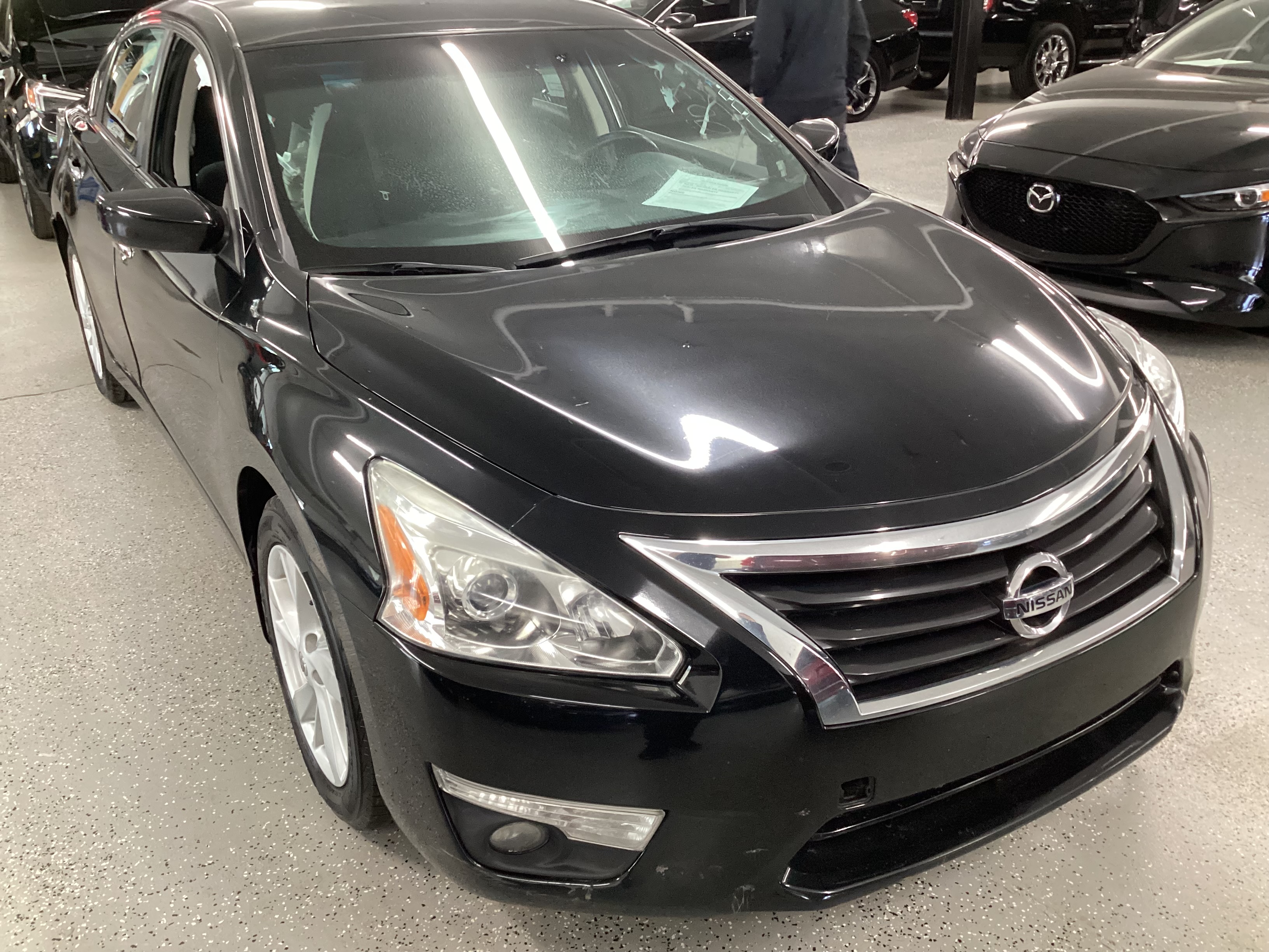 2015 NISSAN Altima SV - Image 4