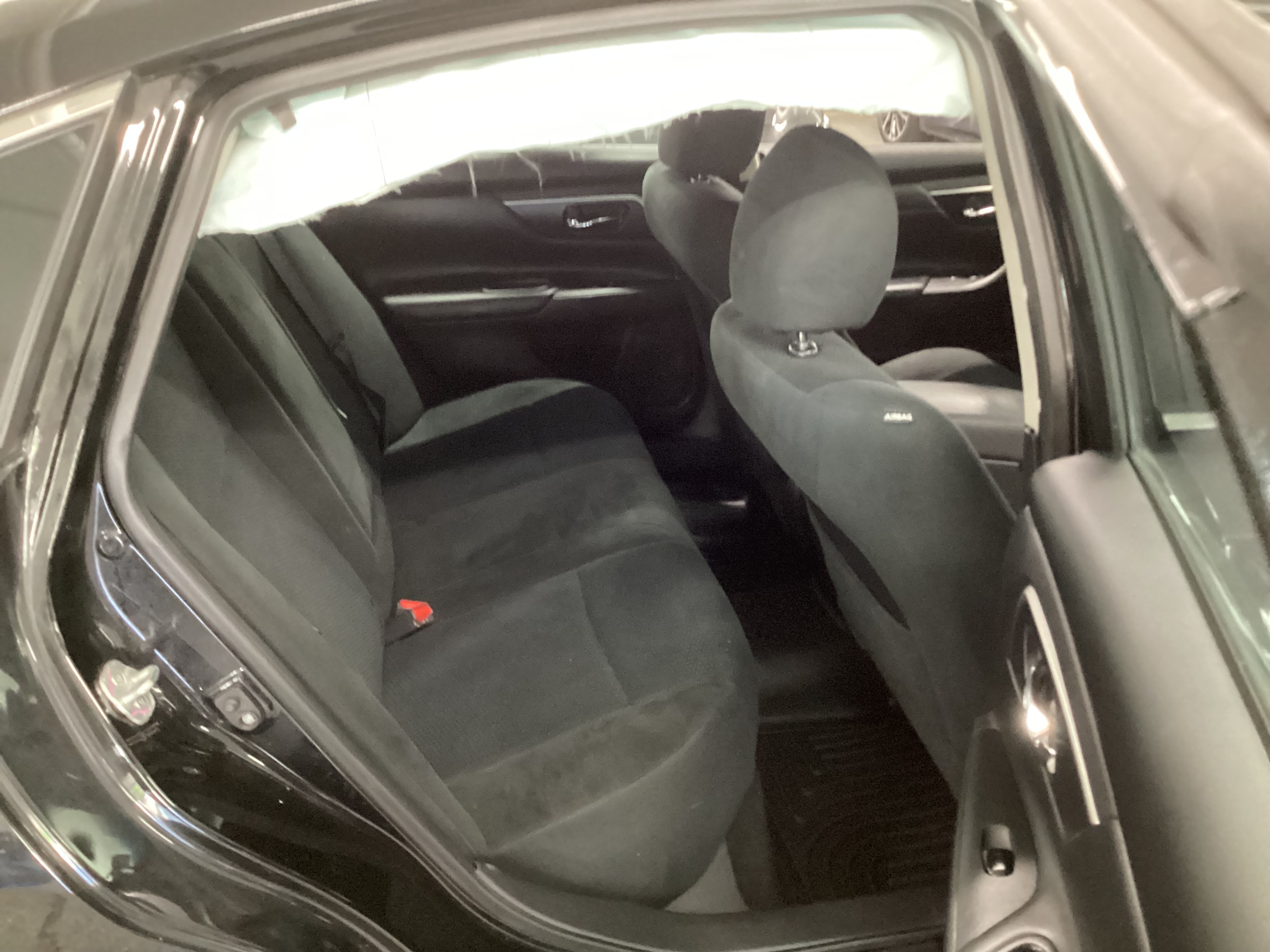 2015 NISSAN Altima SV - Image 10