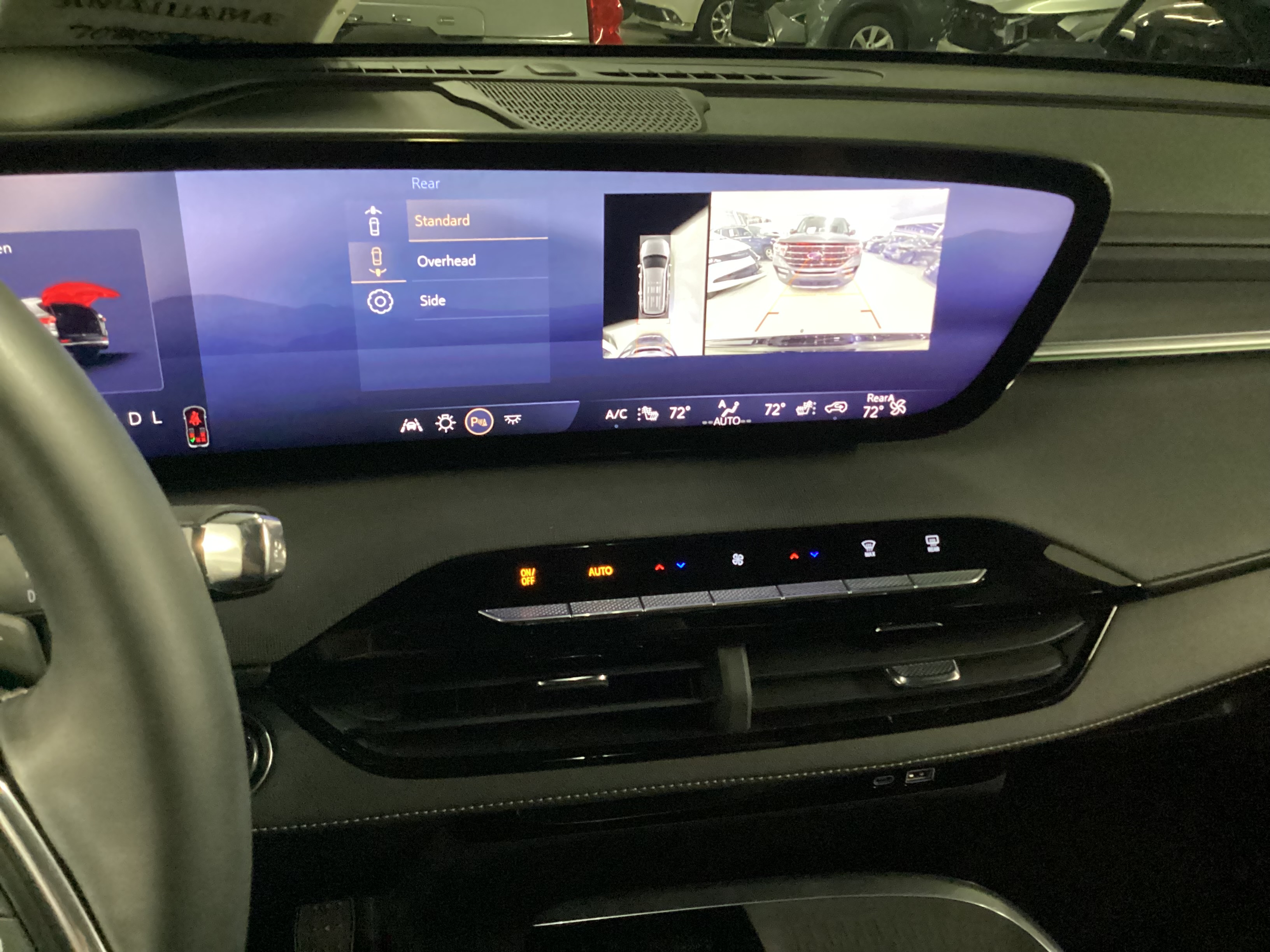 2025 BUICK Enclave Sport Touring - Image 18