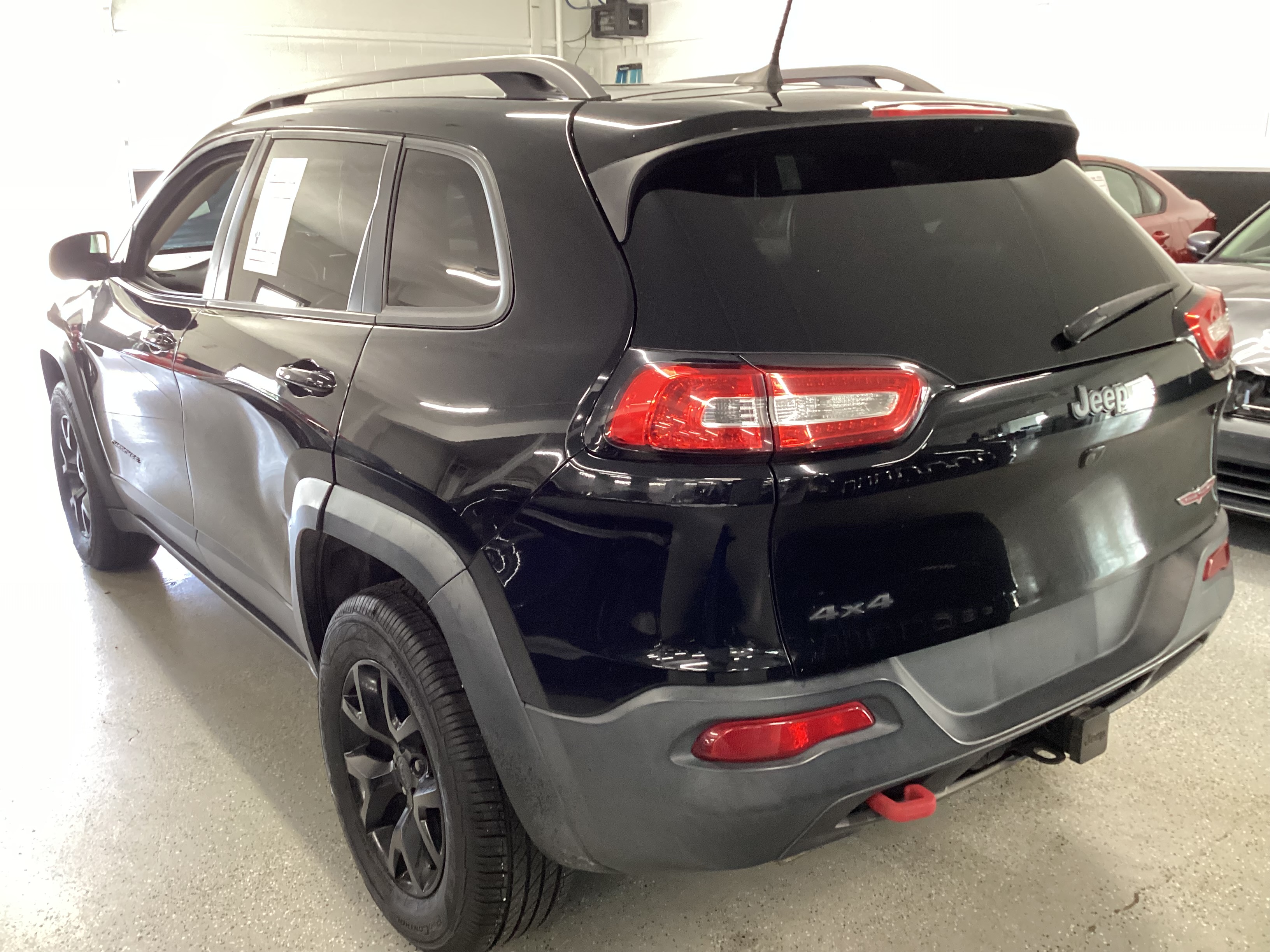 2017 JEEP Cherokee Trailhawk 4WD - Image 2