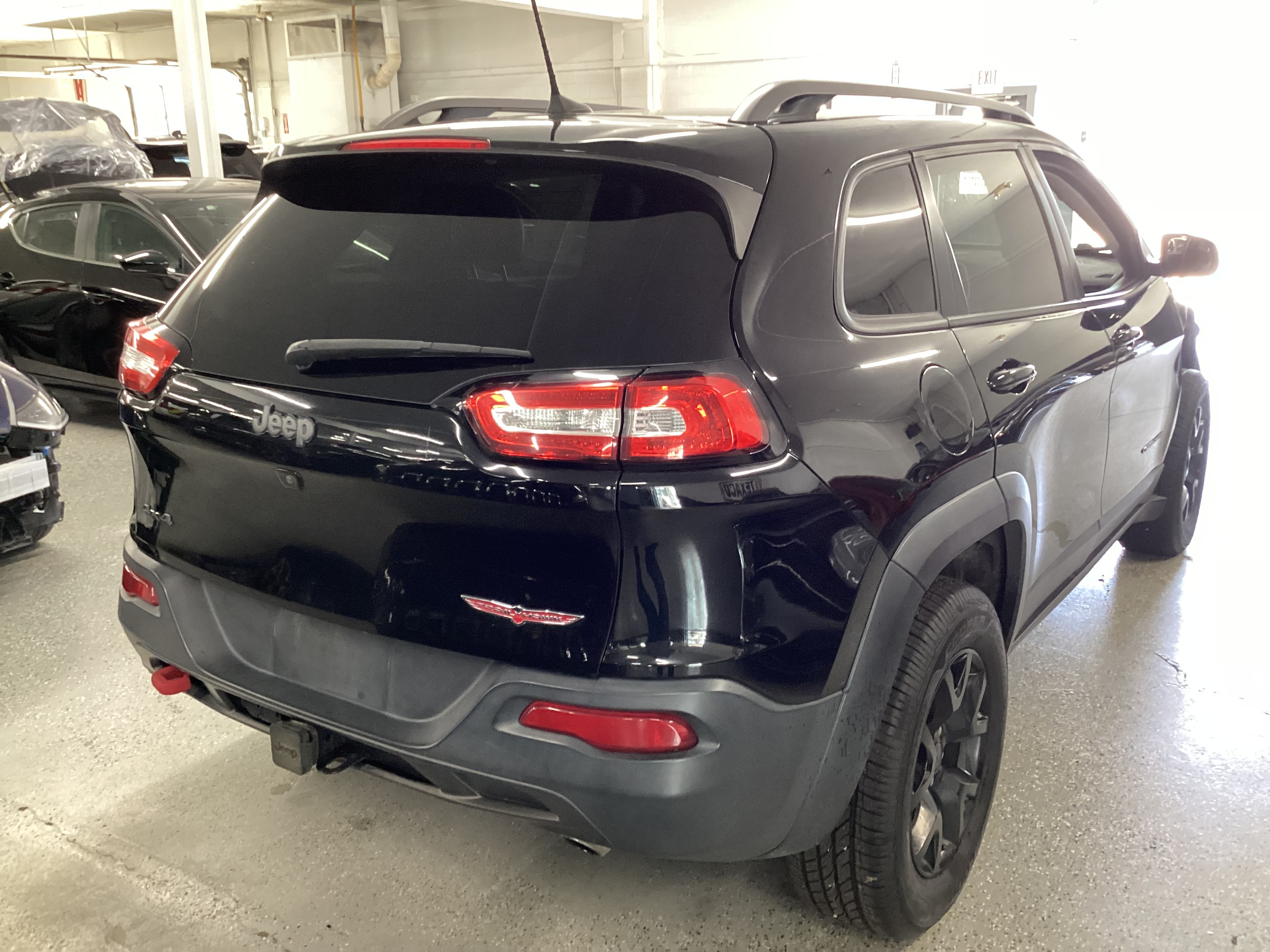 2017 JEEP Cherokee Trailhawk 4WD - Image 3